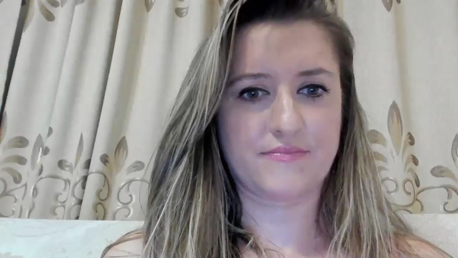 Gallery image thumbnail from BestDream's myfreecams stream on, 09/01/2024, 24:44 image 4 of 20