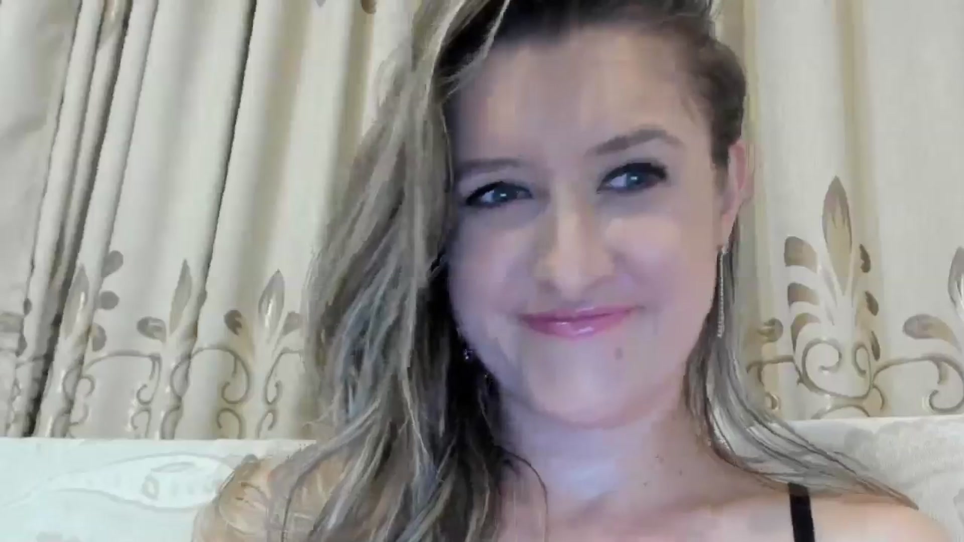 Gallery image thumbnail from BestDream's myfreecams stream on, 09/02/2024, 23:27 image 2 of 20