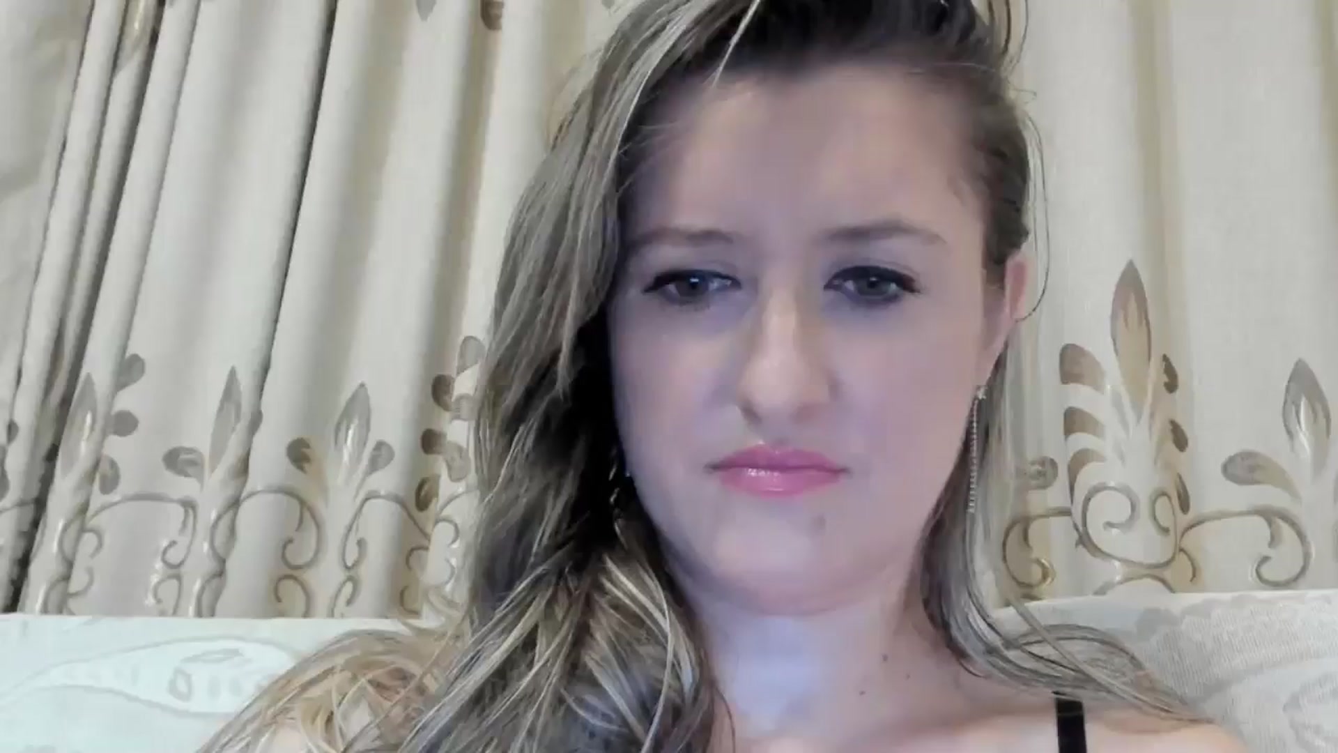 Gallery image thumbnail from BestDream's myfreecams stream on, 09/02/2024, 23:27 image 5 of 20
