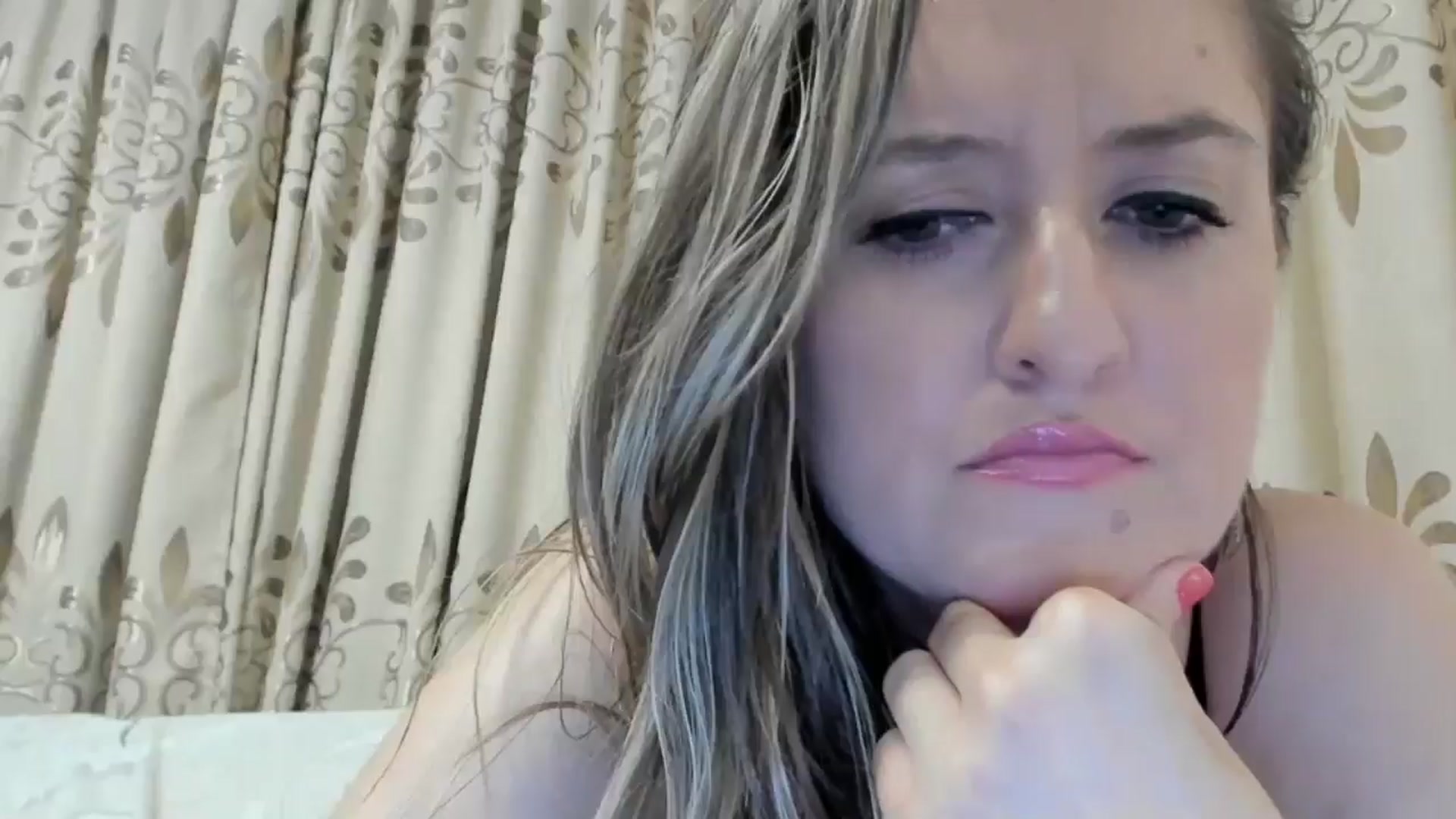Gallery image thumbnail from BestDream's myfreecams stream on, 09/03/2024, 01:34 image 9 of 20