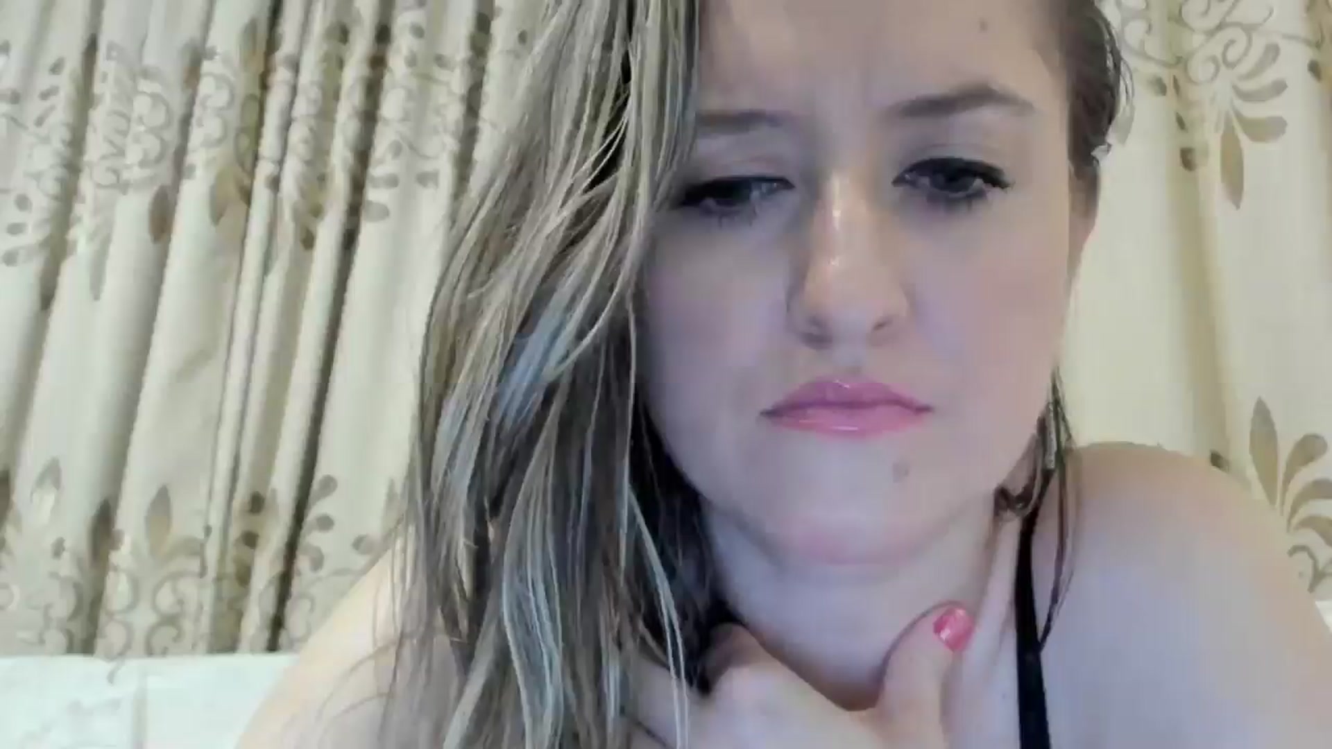 Gallery image thumbnail from BestDream's myfreecams stream on, 09/03/2024, 01:34 image 10 of 20