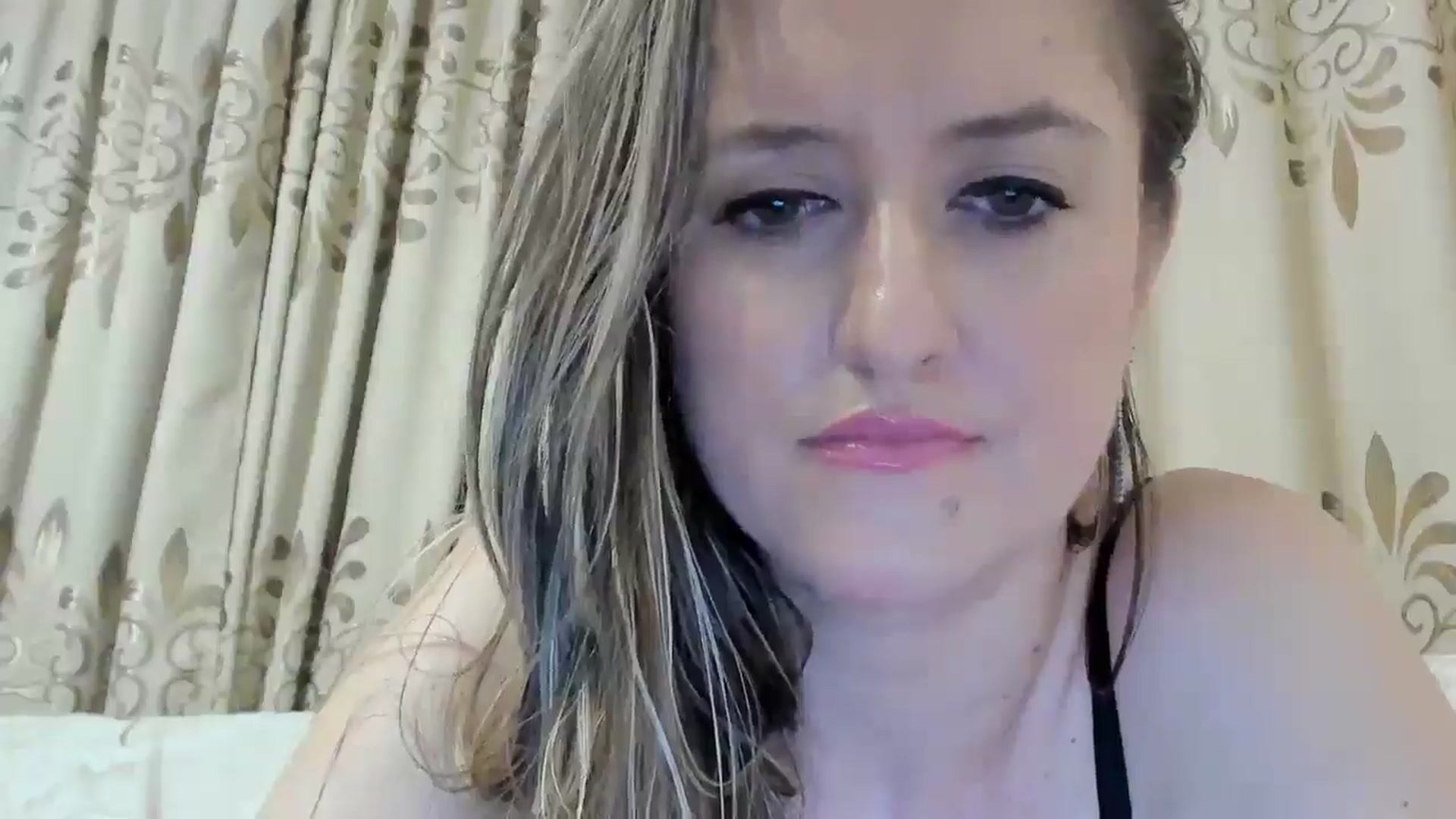 Gallery image thumbnail from BestDream's myfreecams stream on, 09/03/2024, 01:34 image 7 of 20