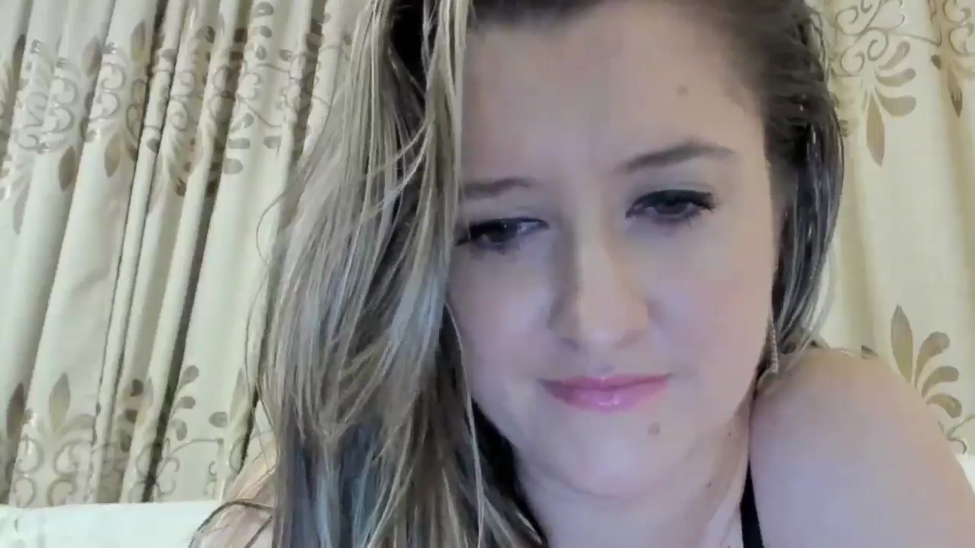 Gallery image thumbnail from BestDream's myfreecams stream on, 09/03/2024, 02:16 image 4 of 20