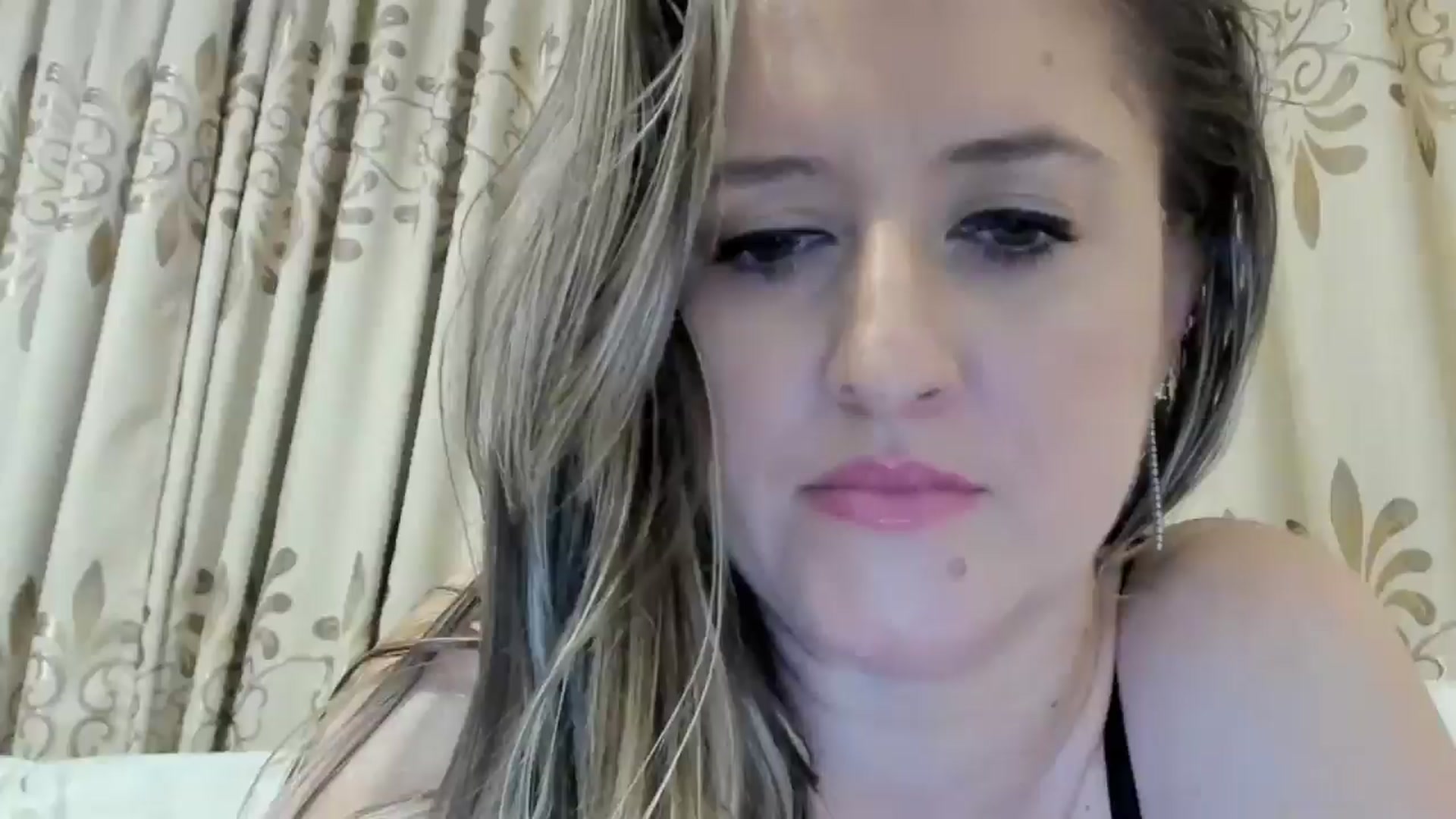 Gallery image thumbnail from BestDream's myfreecams stream on, 09/03/2024, 02:16 image 1 of 20