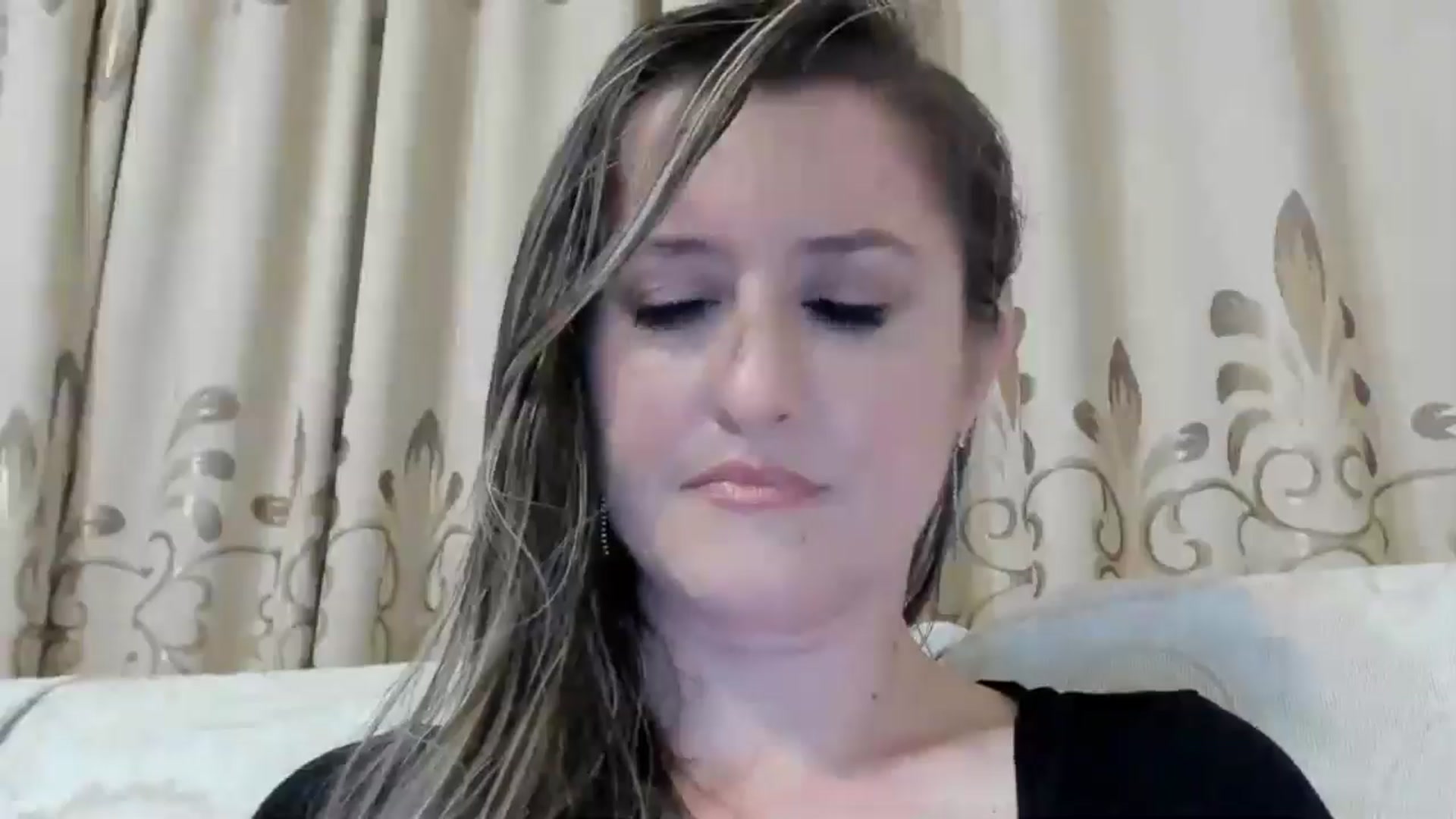 Gallery image thumbnail from BestDream's myfreecams stream on, 09/05/2024, 24:00 image 13 of 20
