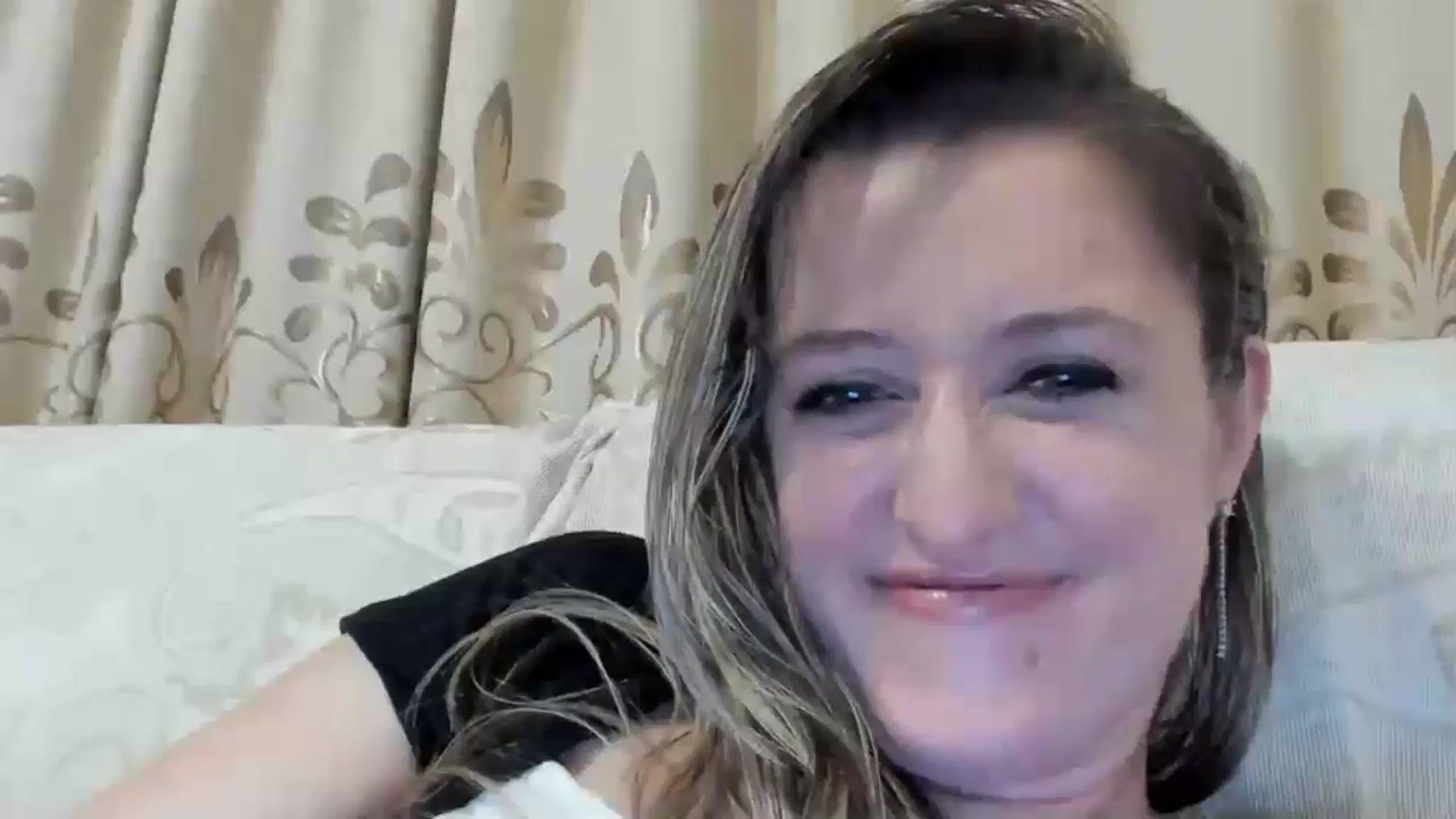 Gallery image thumbnail from BestDream's myfreecams stream on, 09/05/2024, 01:18 image 18 of 20