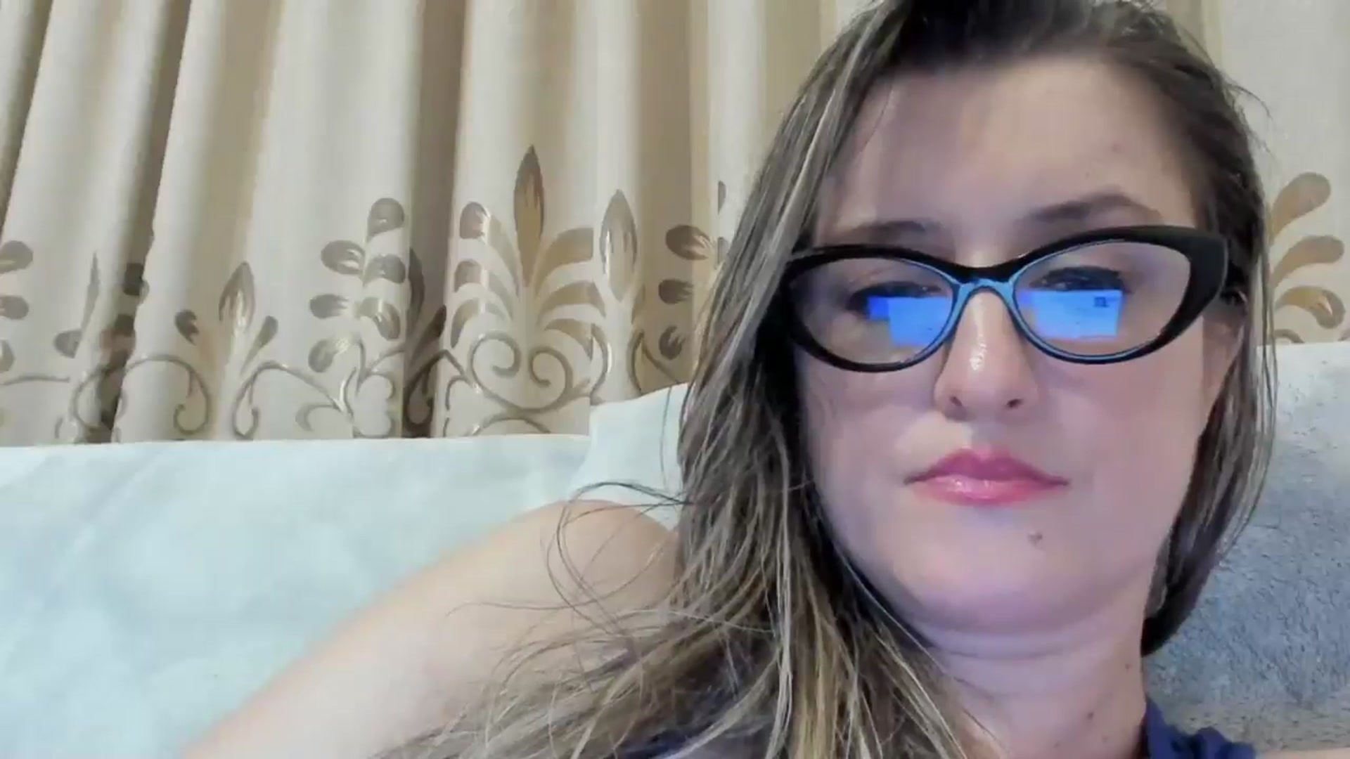 Gallery image thumbnail from BestDream's myfreecams stream on, 09/06/2024, 01:10 image 13 of 20