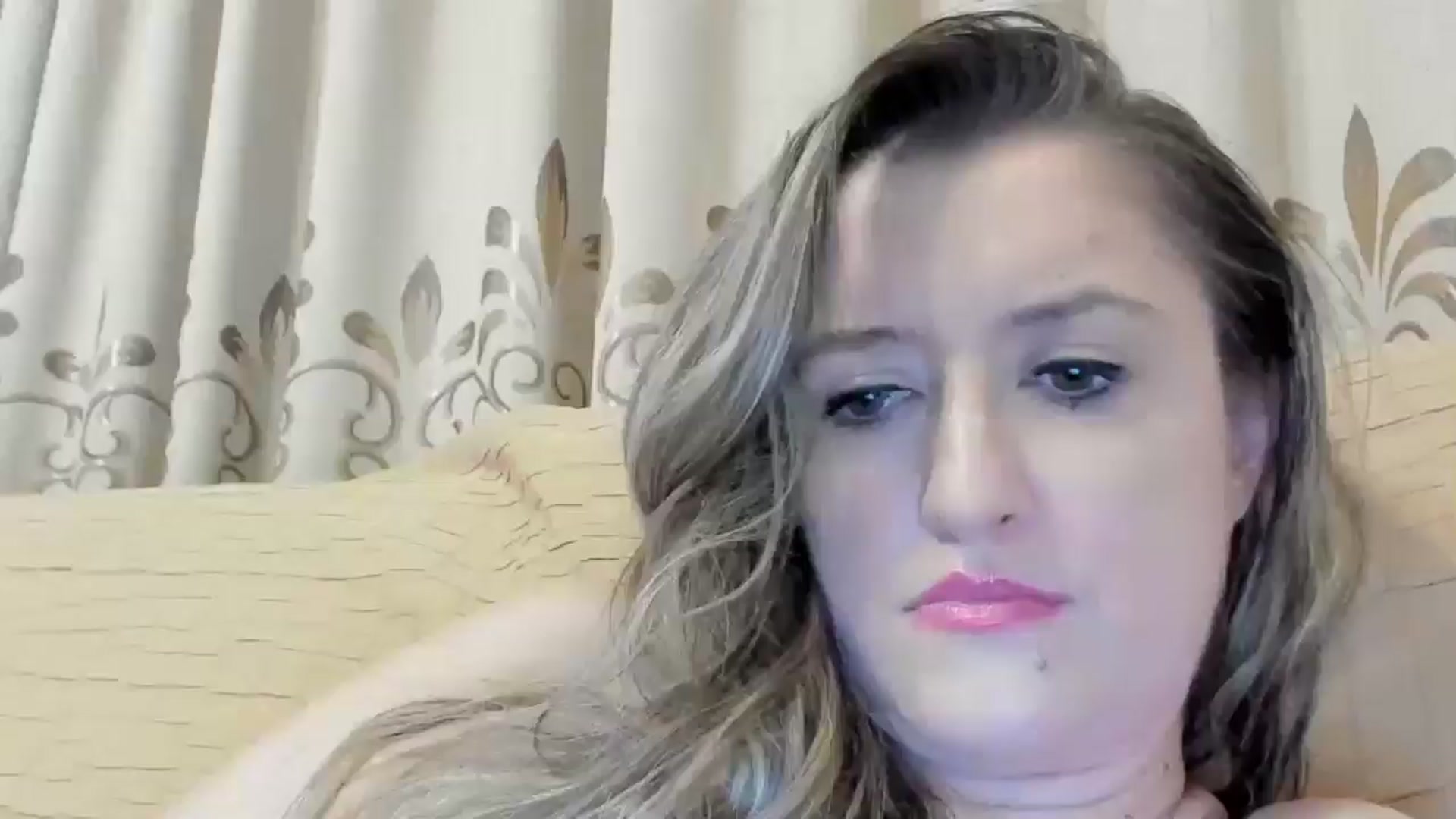 Gallery image thumbnail from BestDream's myfreecams stream on, 09/08/2024, 23:33 image 13 of 20