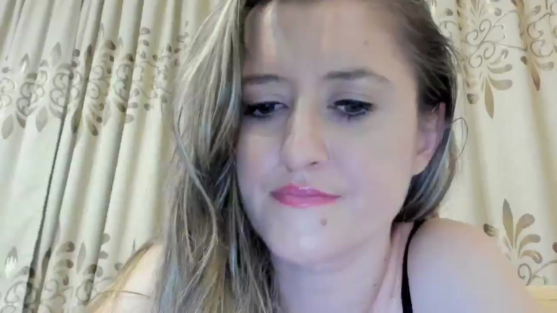 Gallery image thumbnail from BestDream's myfreecams stream on, 09/08/2024, 23:57 image 13 of 20