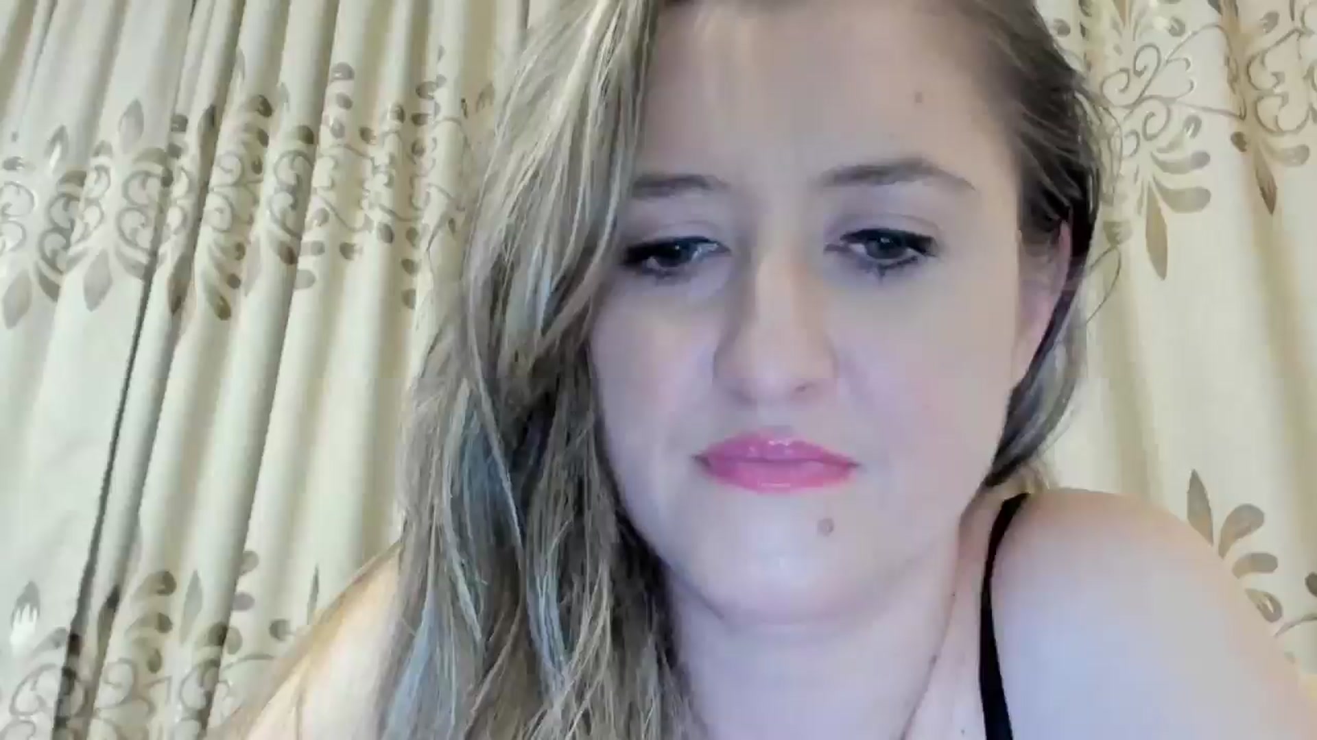 Gallery image thumbnail from BestDream's myfreecams stream on, 09/08/2024, 23:57 image 4 of 20