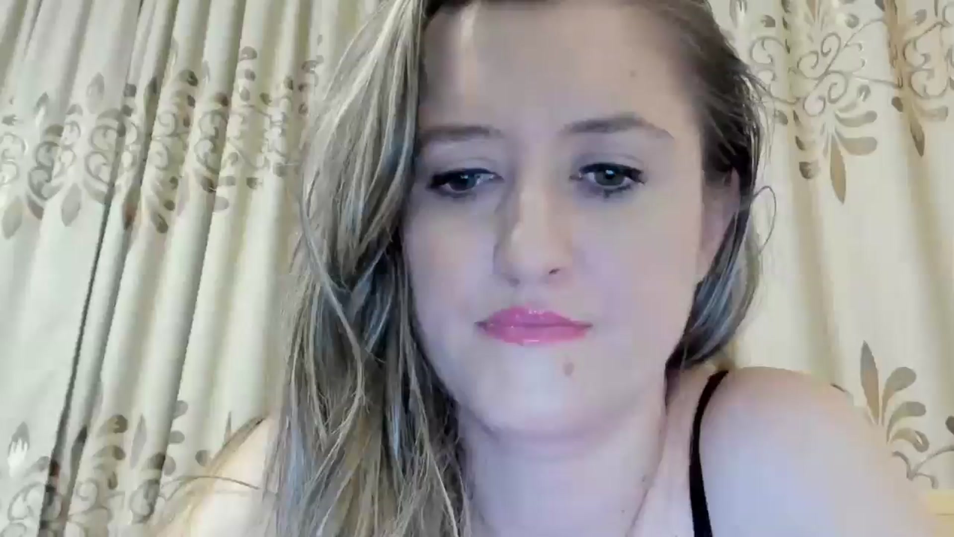 Gallery image thumbnail from BestDream's myfreecams stream on, 09/08/2024, 23:57 image 10 of 20