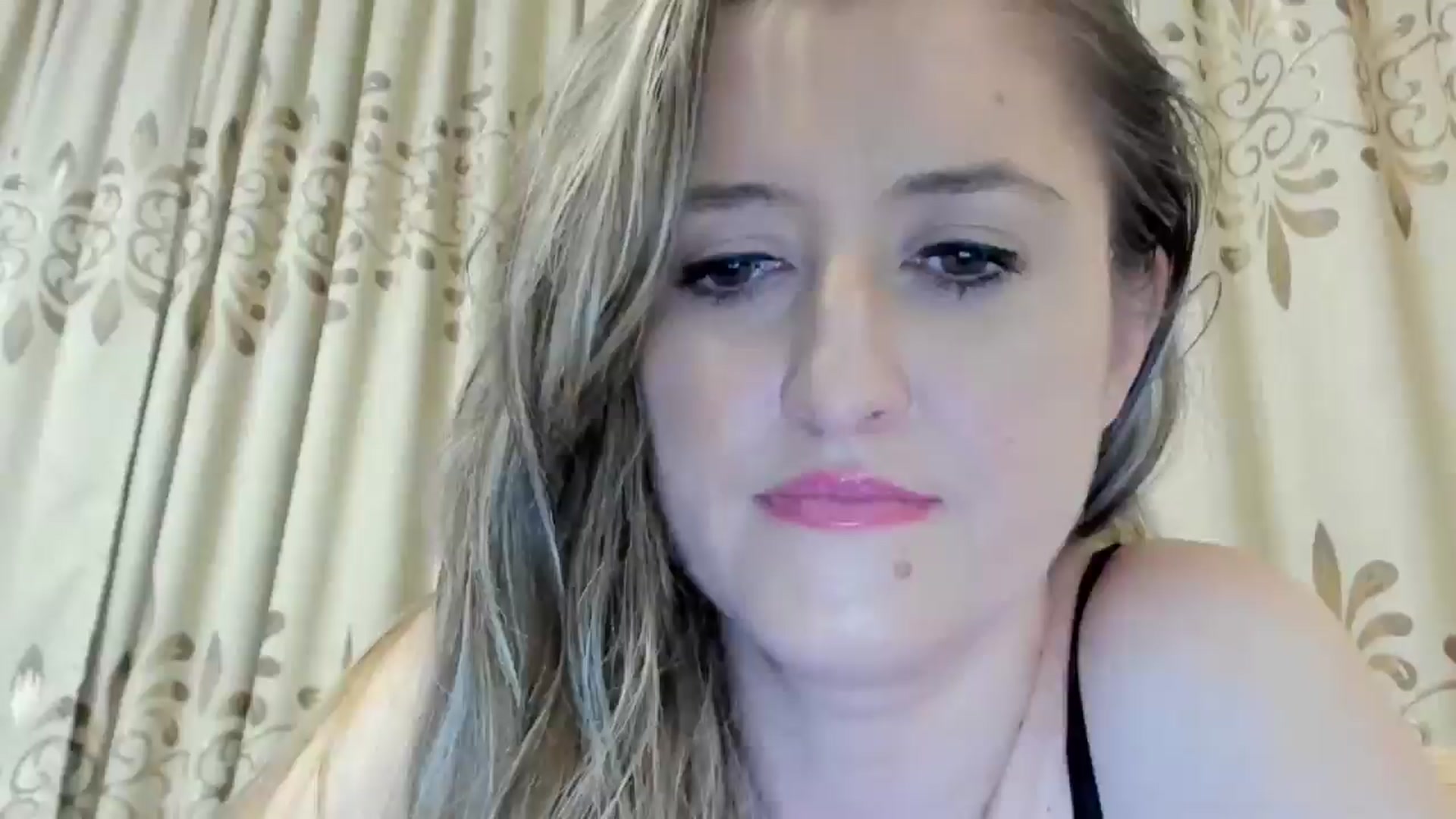 Gallery image thumbnail from BestDream's myfreecams stream on, 09/08/2024, 23:57 image 3 of 20