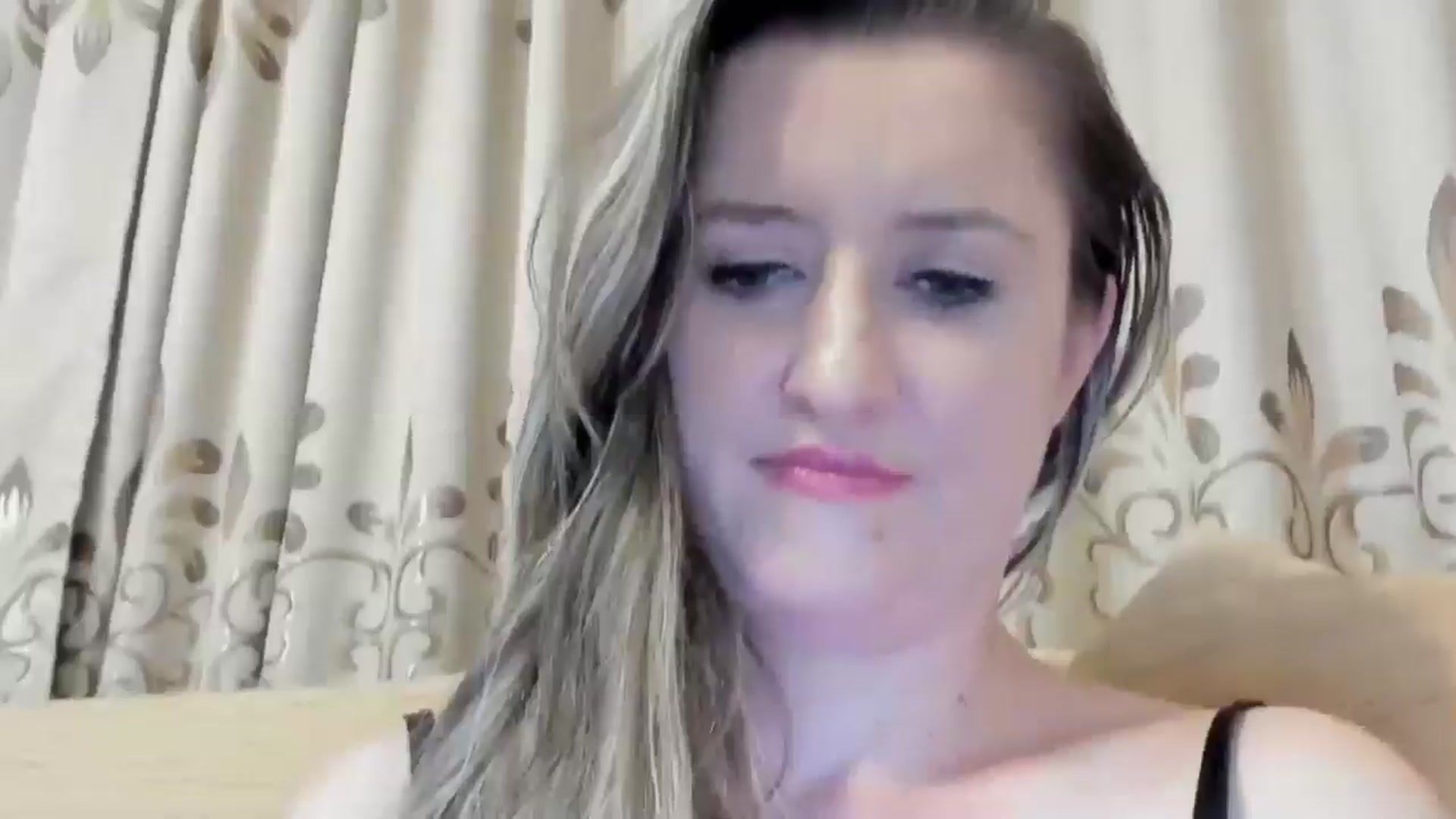 Gallery image thumbnail from BestDream's myfreecams stream on, 09/09/2024, 02:36 image 9 of 20