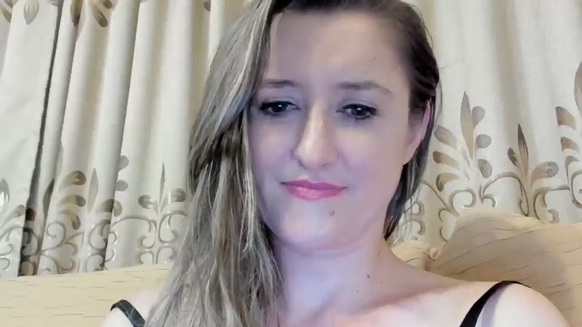 Gallery image thumbnail from BestDream's myfreecams stream on, 09/09/2024, 02:36 image 12 of 20