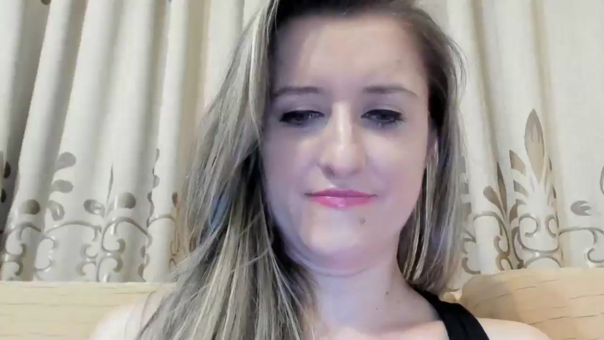 Gallery image thumbnail from BestDream's myfreecams stream on, 09/10/2024, 01:08 image 3 of 20
