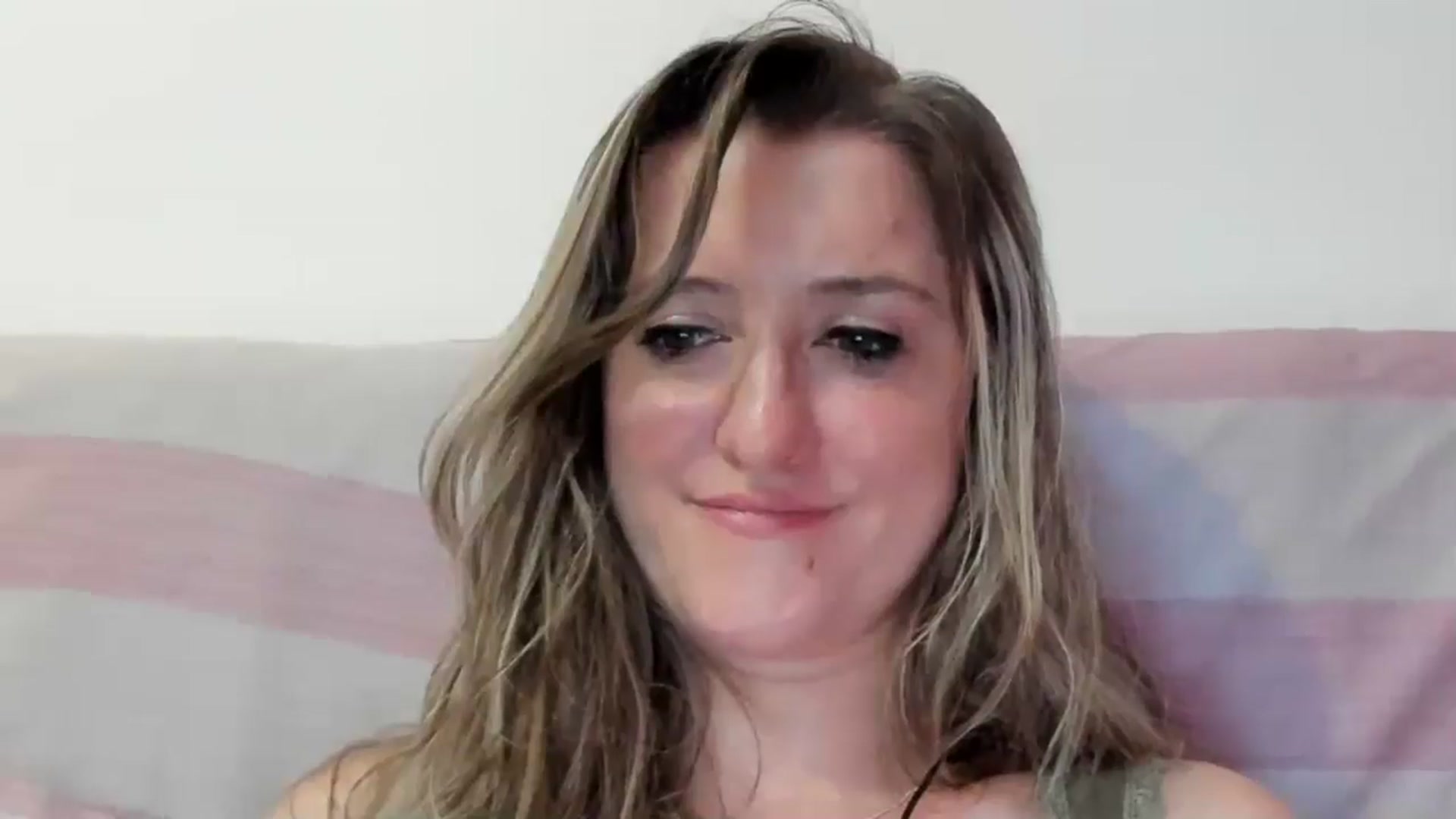 Gallery image thumbnail from BestDream's myfreecams stream on, 09/11/2024, 01:28 image 16 of 20