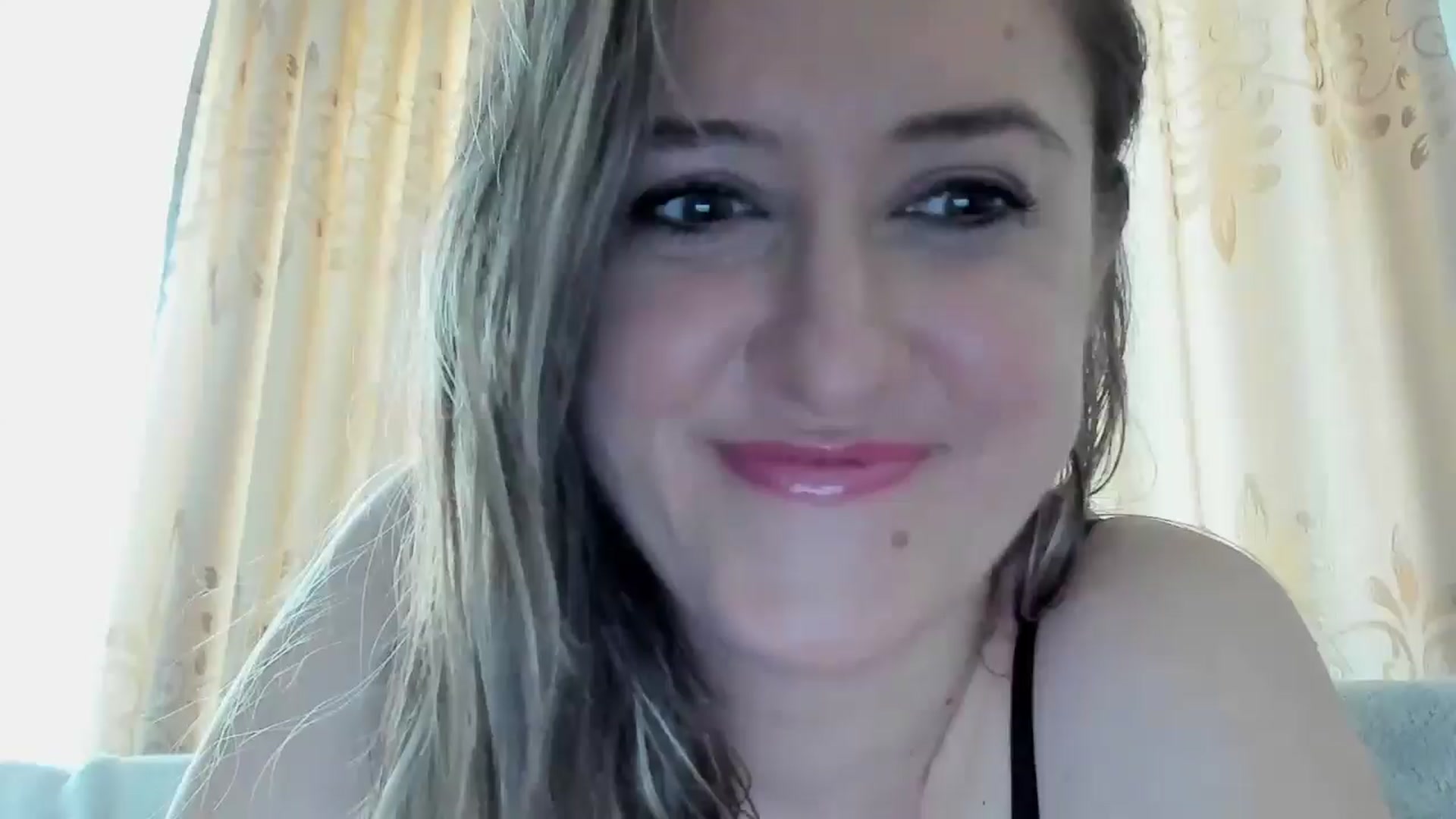 Gallery image thumbnail from BestDream's myfreecams stream on, 09/16/2024, 10:36 image 1 of 20