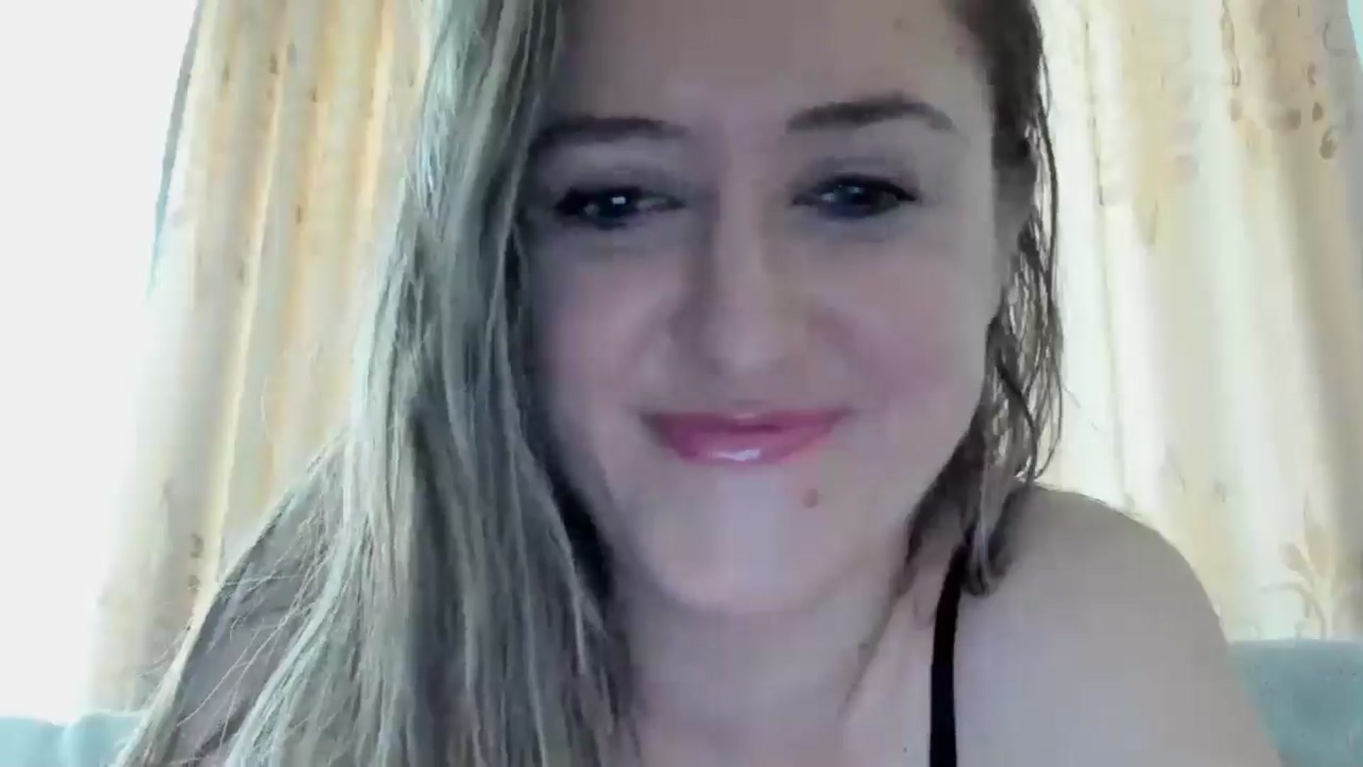 Gallery image thumbnail from BestDream's myfreecams stream on, 09/16/2024, 10:36 image 5 of 20