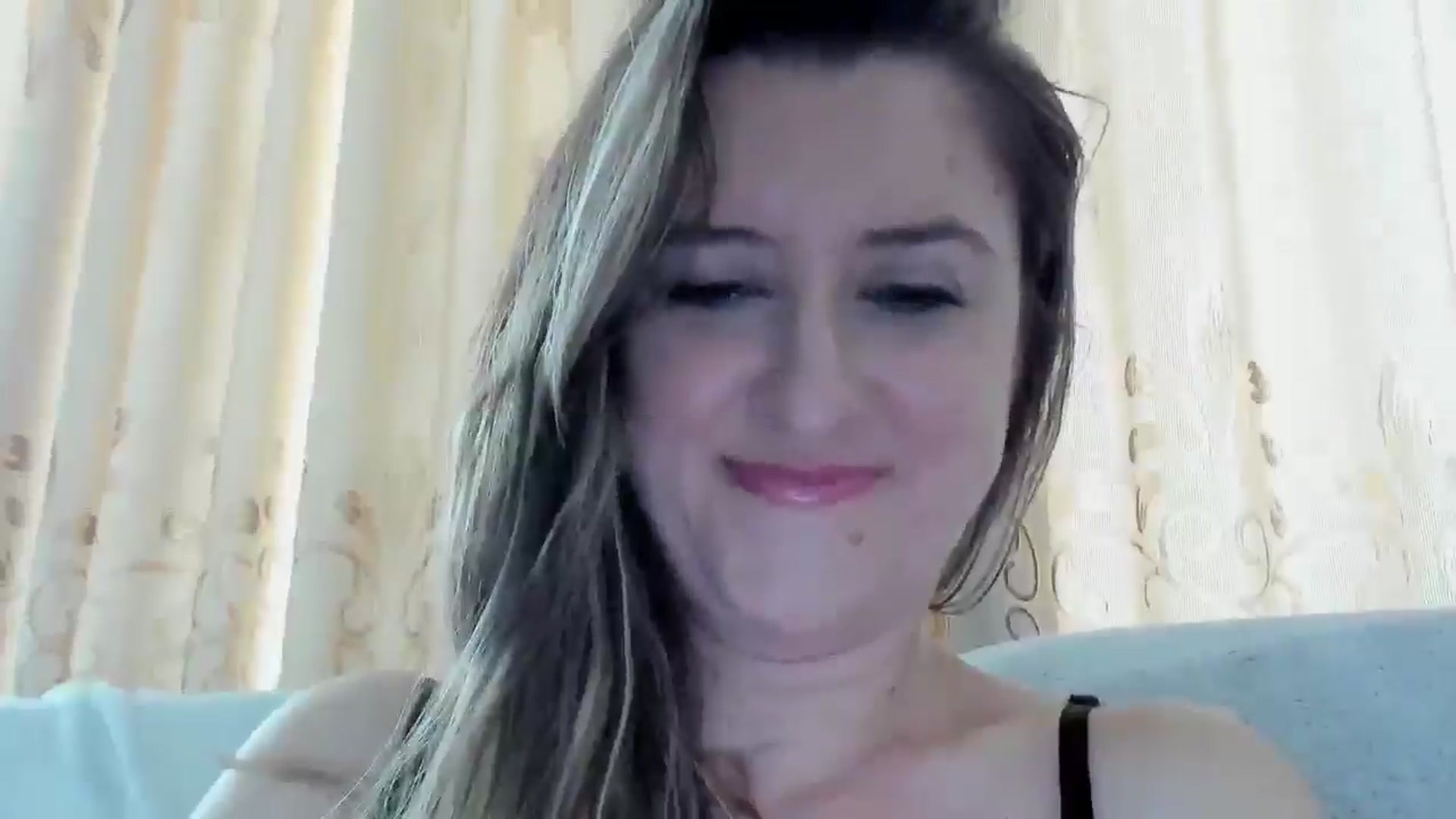 Gallery image thumbnail from BestDream's myfreecams stream on, 09/16/2024, 10:36 image 18 of 20