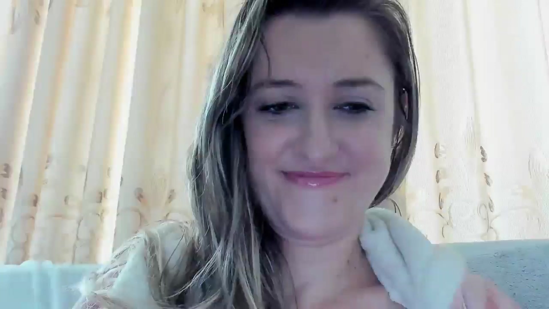 Gallery image thumbnail from BestDream's myfreecams stream on, 09/16/2024, 11:08 image 18 of 20