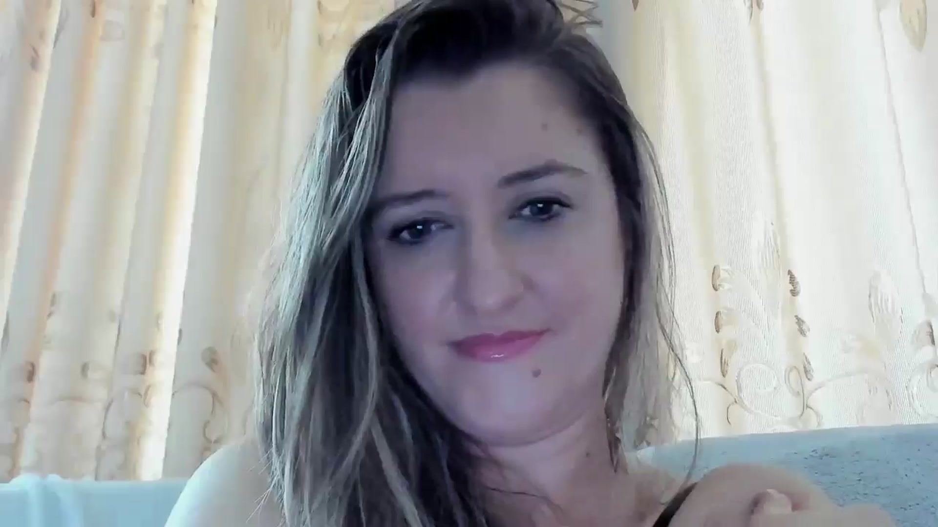 Gallery image thumbnail from BestDream's myfreecams stream on, 09/16/2024, 11:08 image 4 of 20