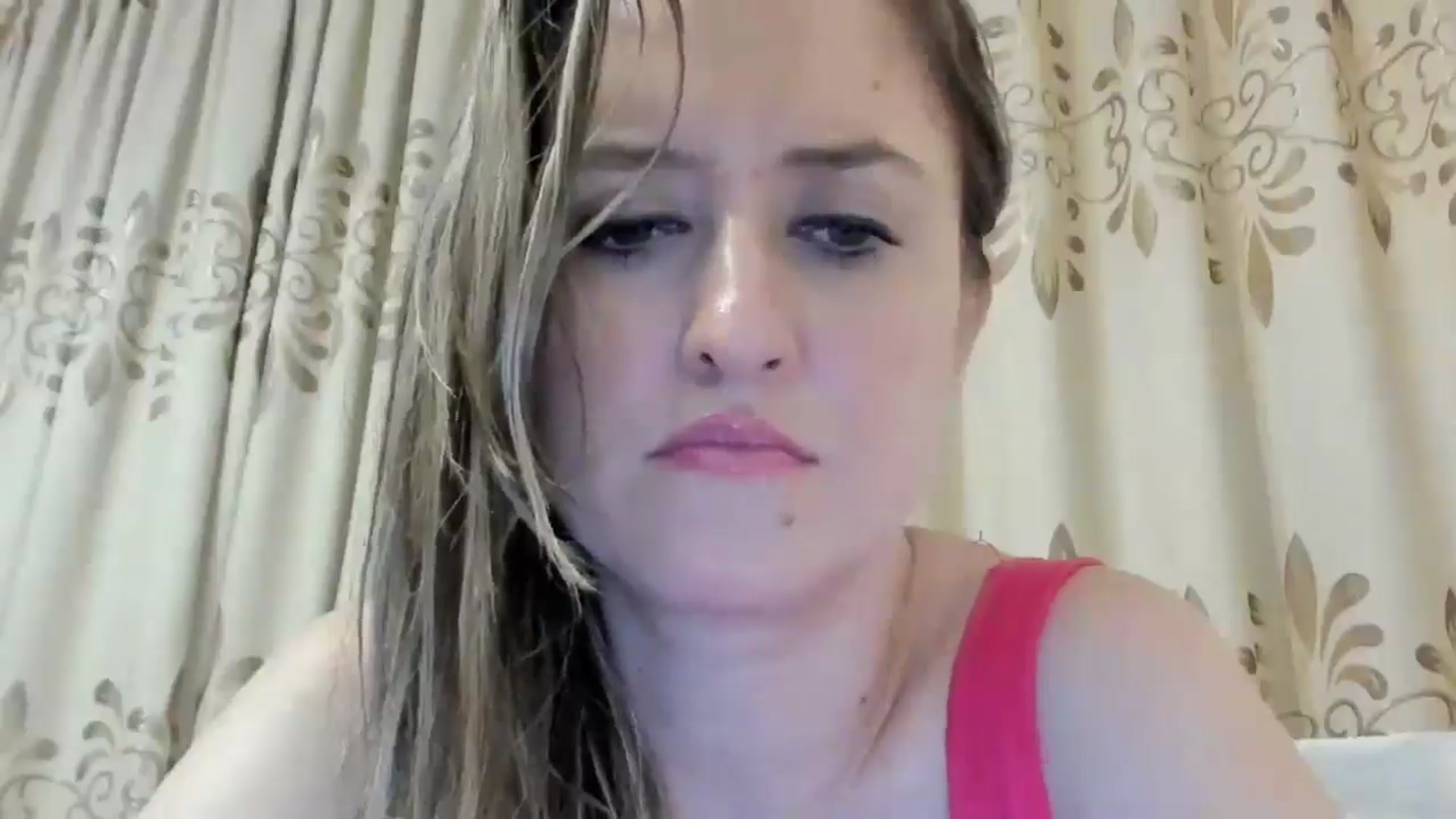 Gallery image thumbnail from BestDream's myfreecams stream on, 09/17/2024, 04:18 image 16 of 20