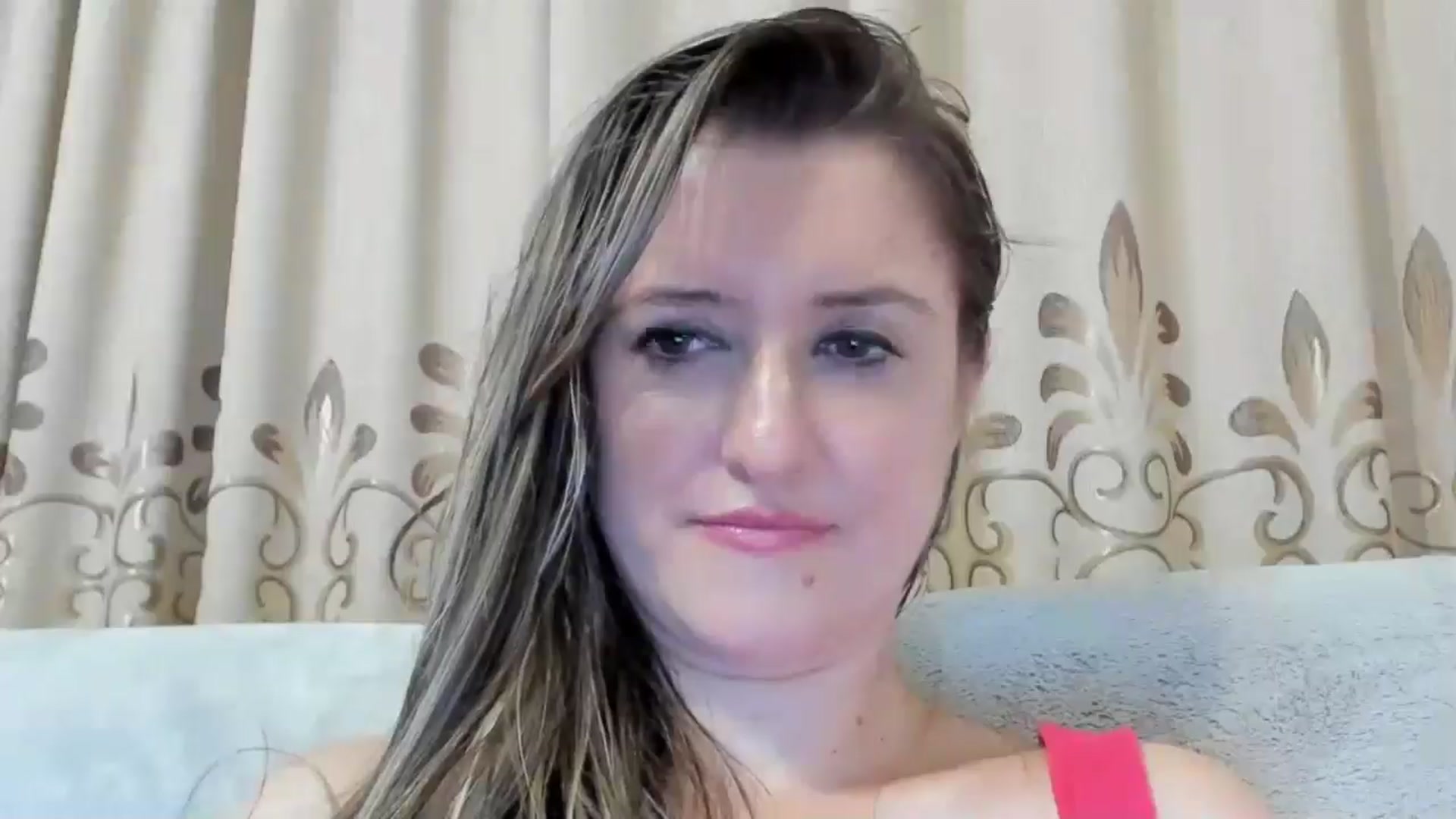 Gallery image thumbnail from BestDream's myfreecams stream on, 09/17/2024, 04:17 image 16 of 20