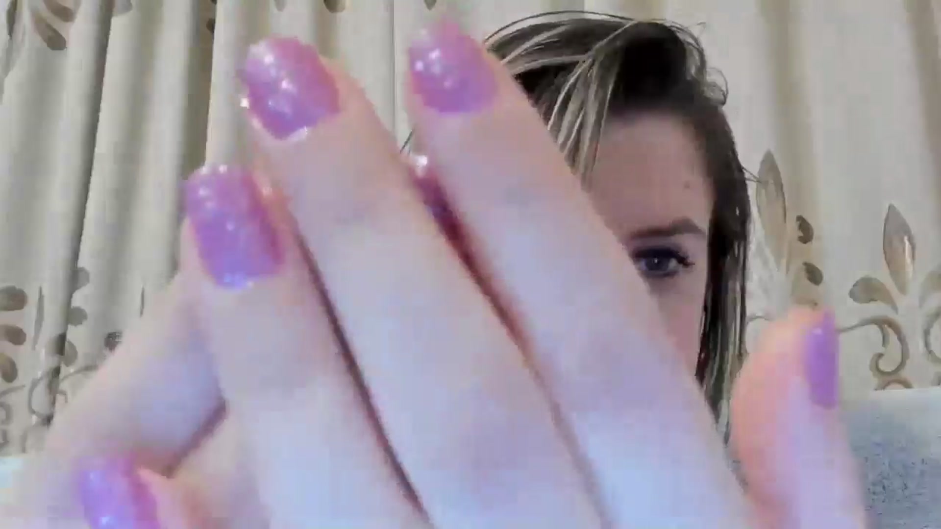 Gallery image thumbnail from BestDream's myfreecams stream on, 09/17/2024, 04:17 image 5 of 20
