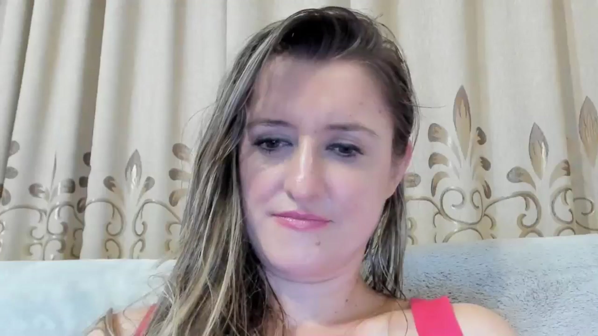 Gallery image thumbnail from BestDream's myfreecams stream on, 09/17/2024, 04:17 image 9 of 20