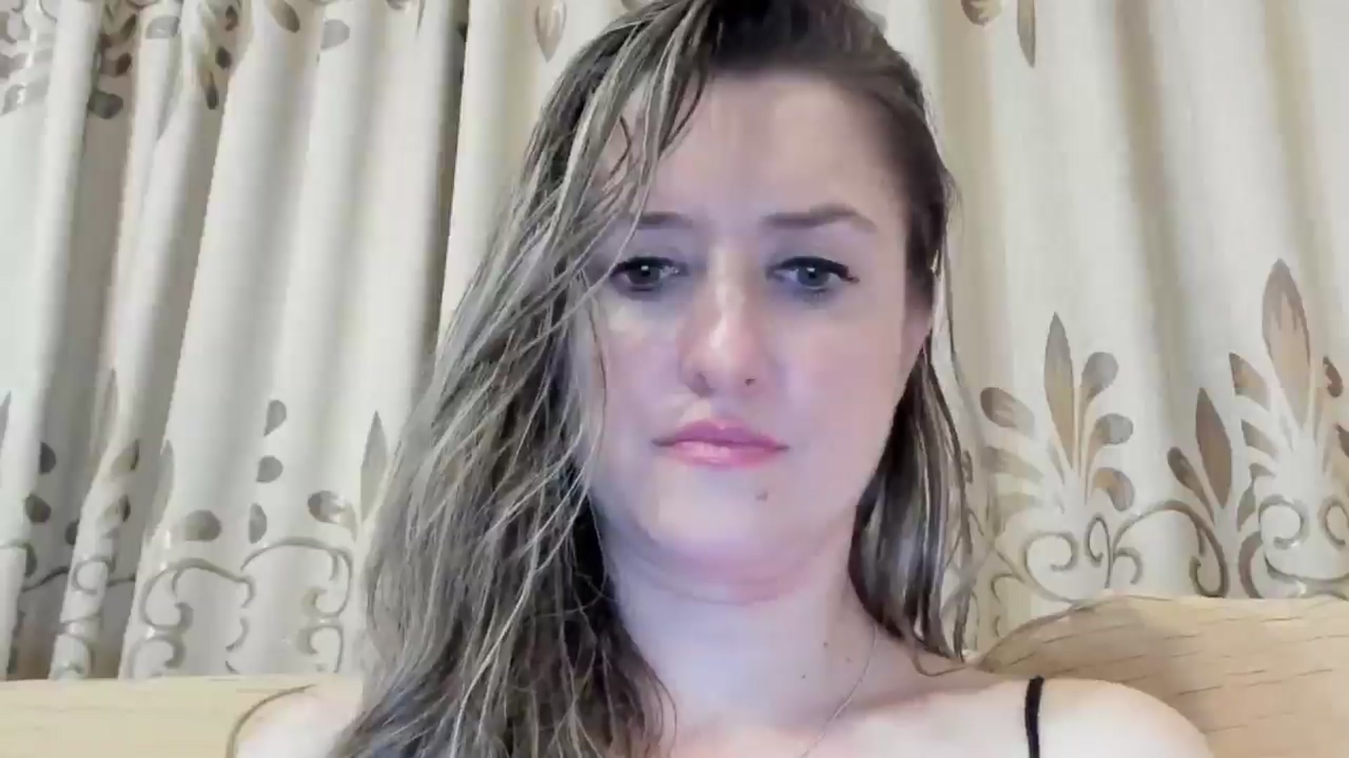 Gallery image thumbnail from BestDream's myfreecams stream on, 09/21/2024, 02:06 image 2 of 20