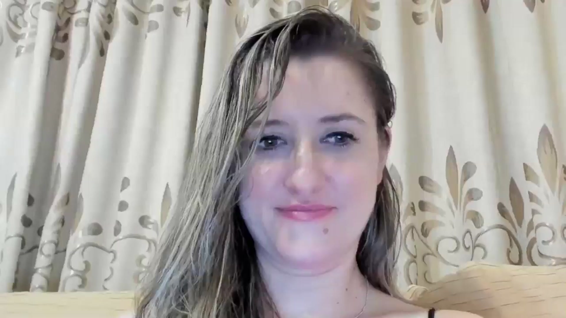 Gallery image thumbnail from BestDream's myfreecams stream on, 09/21/2024, 02:06 image 18 of 20