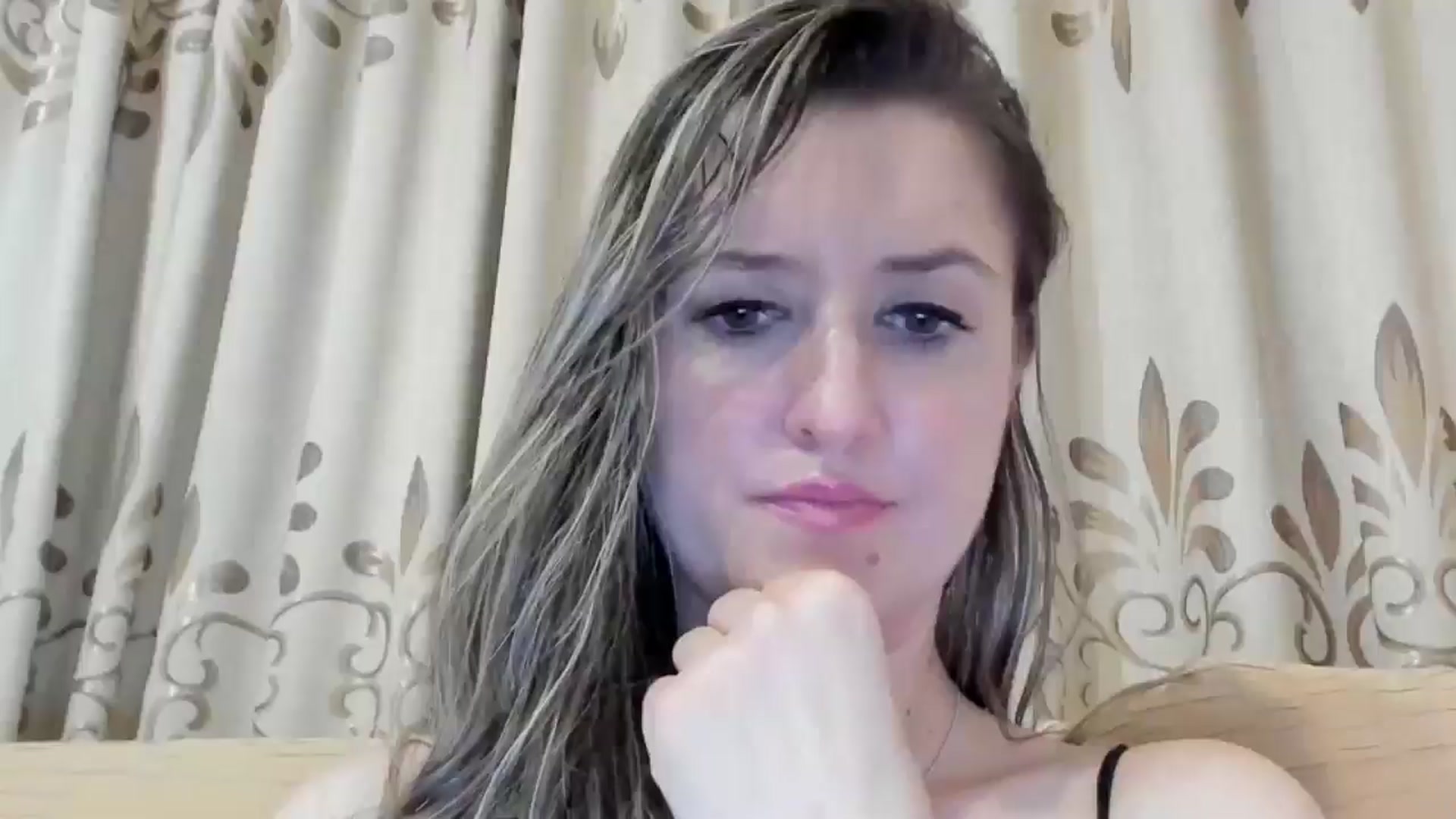 Gallery image thumbnail from BestDream's myfreecams stream on, 09/21/2024, 02:06 image 1 of 20