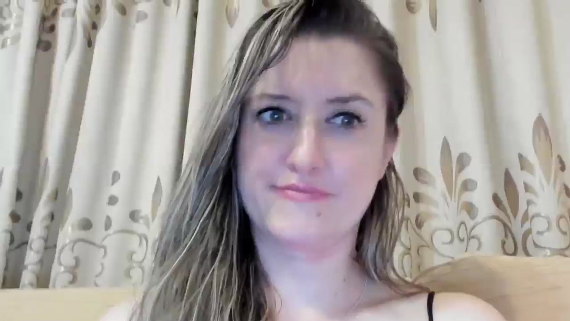 Gallery image thumbnail from BestDream's myfreecams stream on, 09/21/2024, 02:06 image 9 of 20