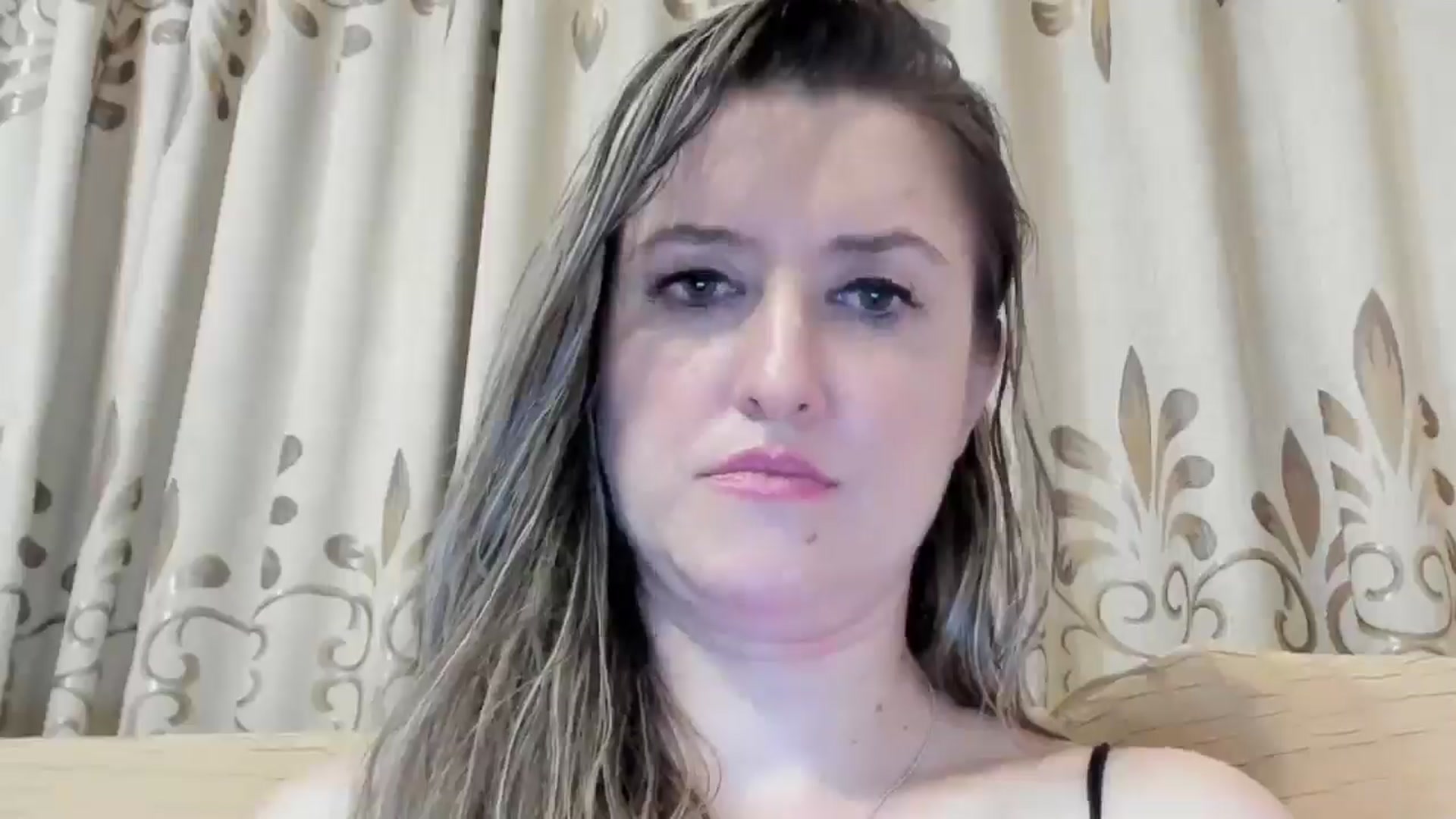 Gallery image thumbnail from BestDream's myfreecams stream on, 09/21/2024, 02:06 image 8 of 20