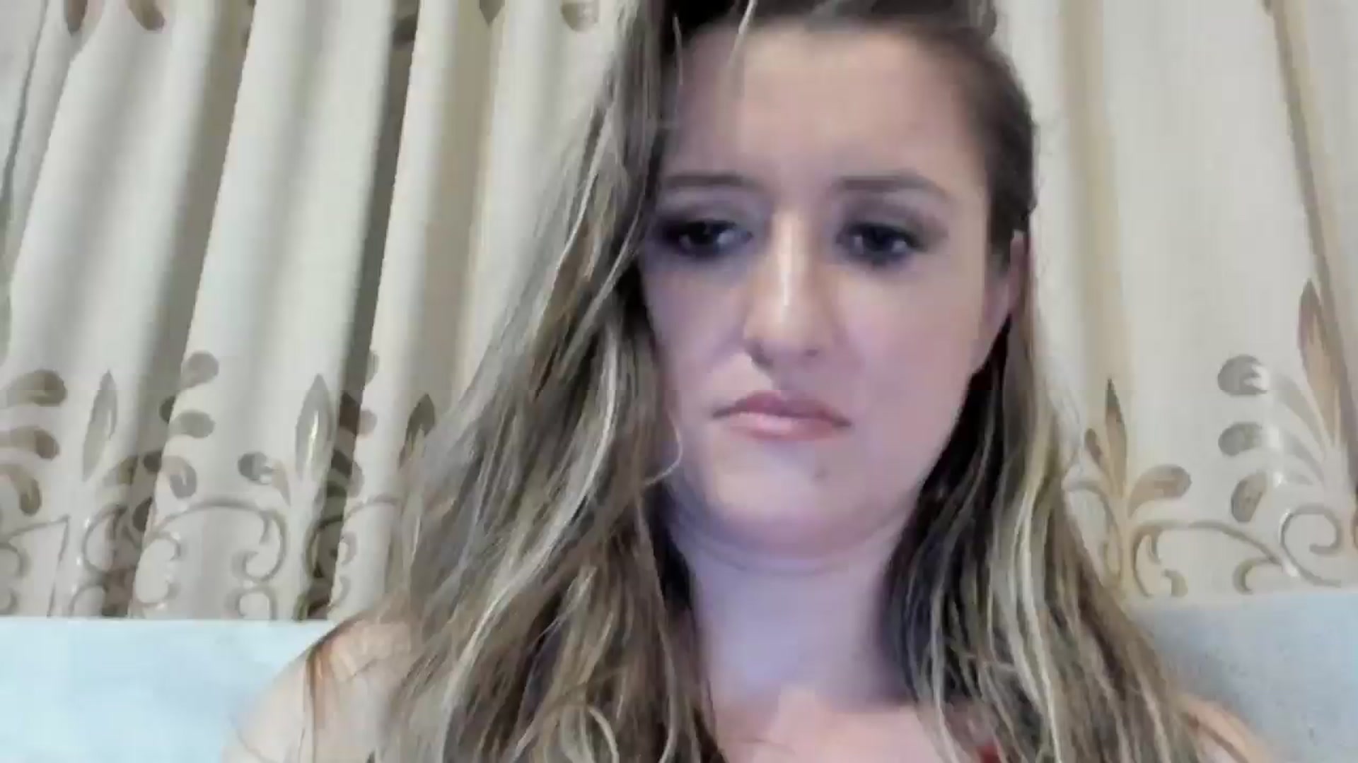 Gallery image thumbnail from BestDream's myfreecams stream on, 09/23/2024, 23:33 image 14 of 20