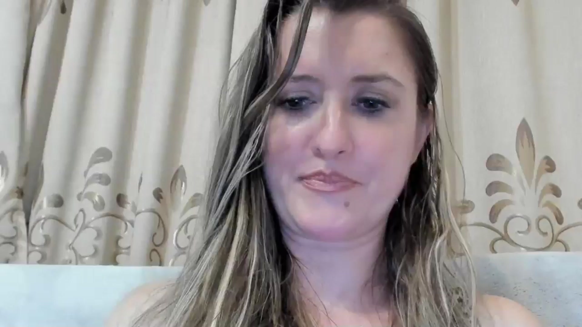 Gallery image thumbnail from BestDream's myfreecams stream on, 09/25/2024, 24:57 image 14 of 20