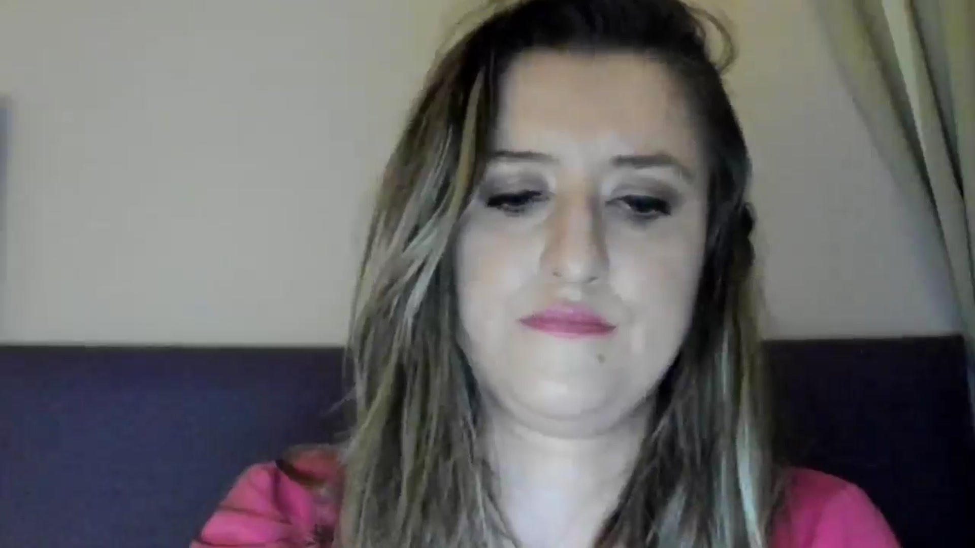 Gallery image thumbnail from BestDream's myfreecams stream on, 09/29/2024, 24:10 image 5 of 20