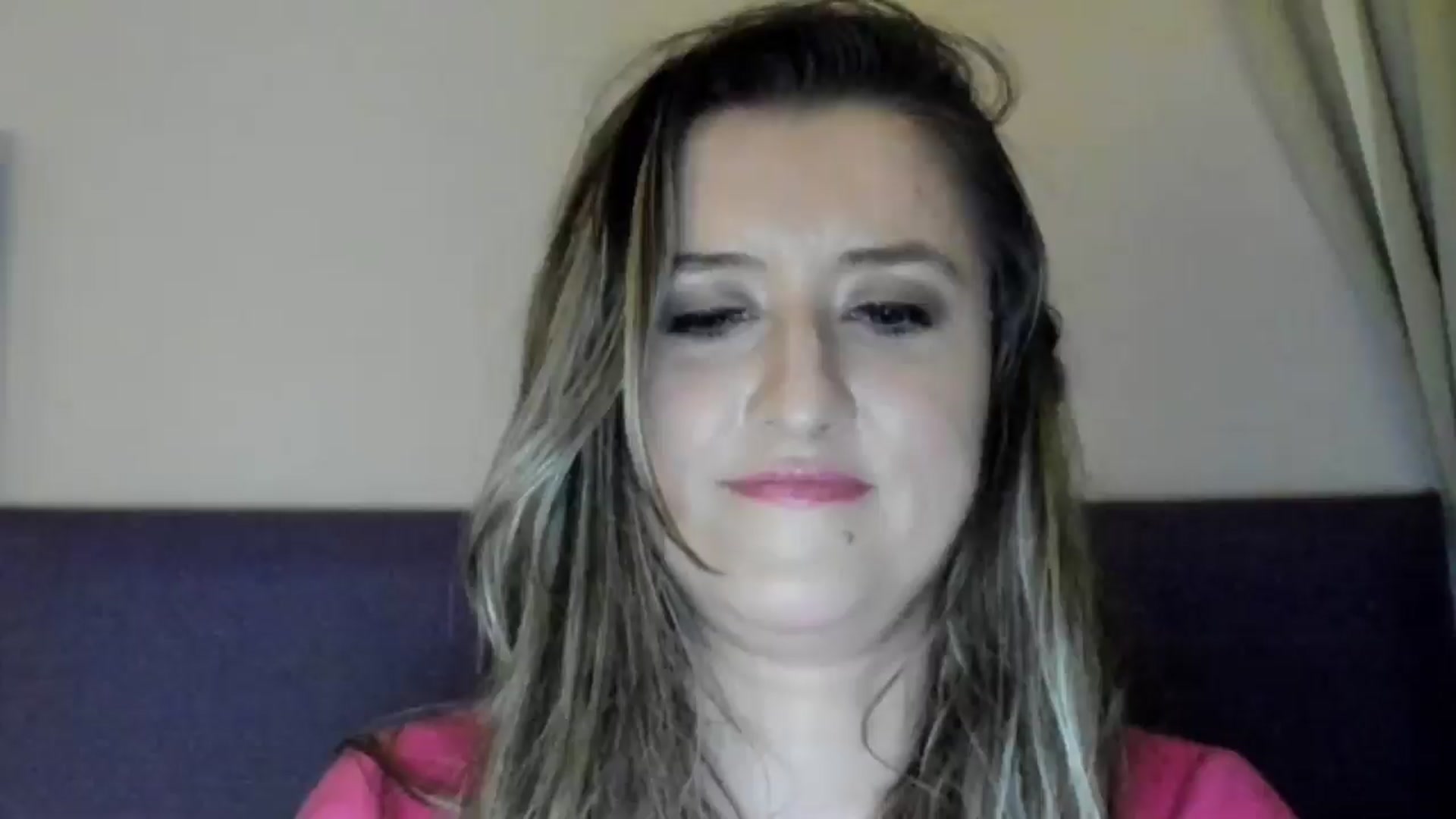 Gallery image thumbnail from BestDream's myfreecams stream on, 09/29/2024, 24:10 image 15 of 20