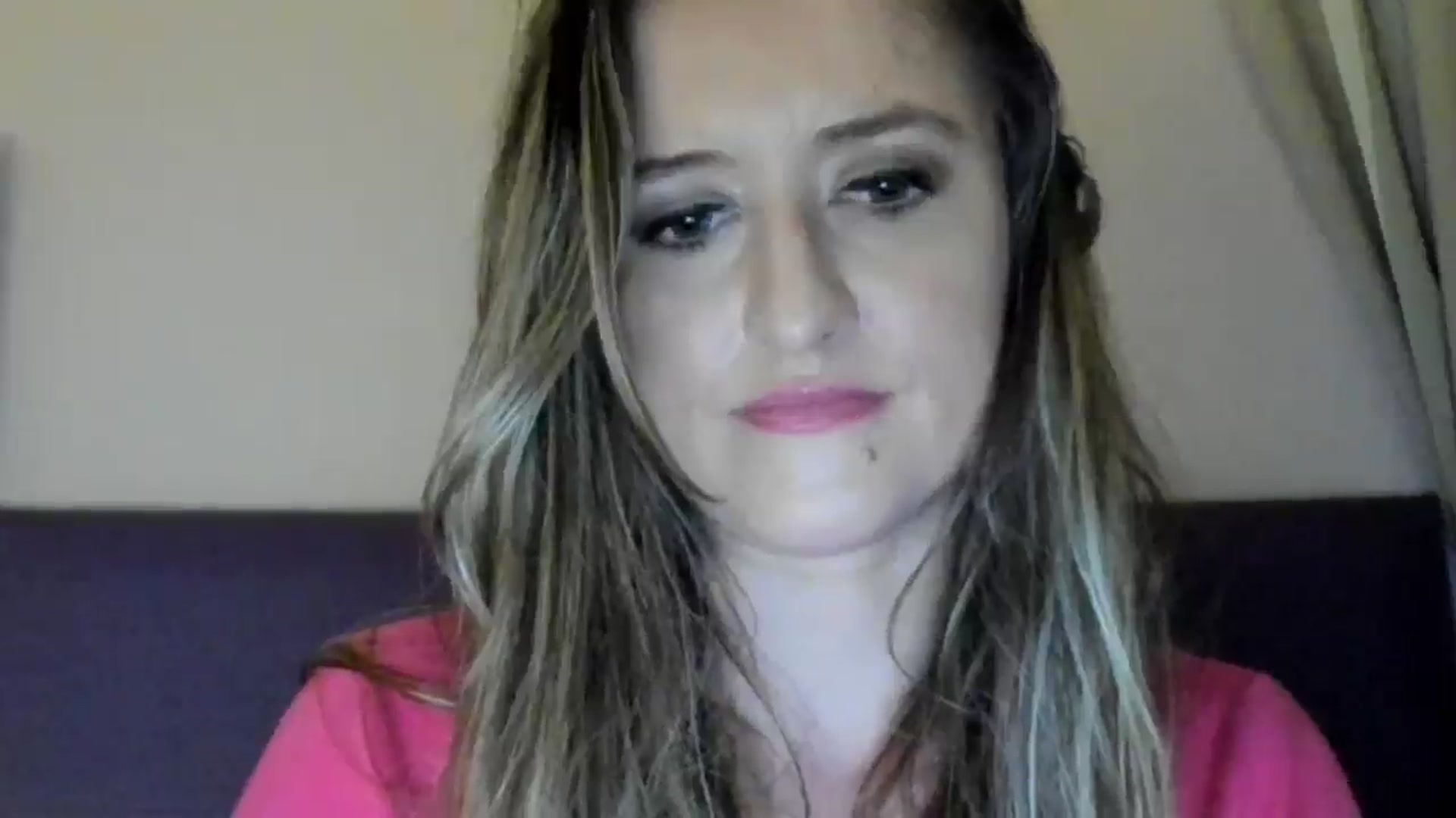 Gallery image thumbnail from BestDream's myfreecams stream on, 09/29/2024, 24:10 image 17 of 20