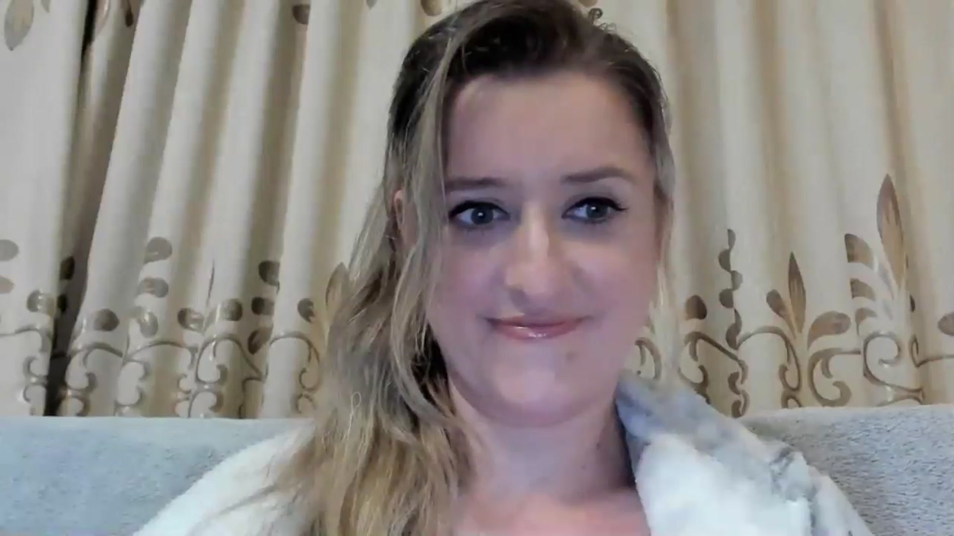 Gallery image thumbnail from BestDream's myfreecams stream on, 10/14/2024, 16:40 image 8 of 20