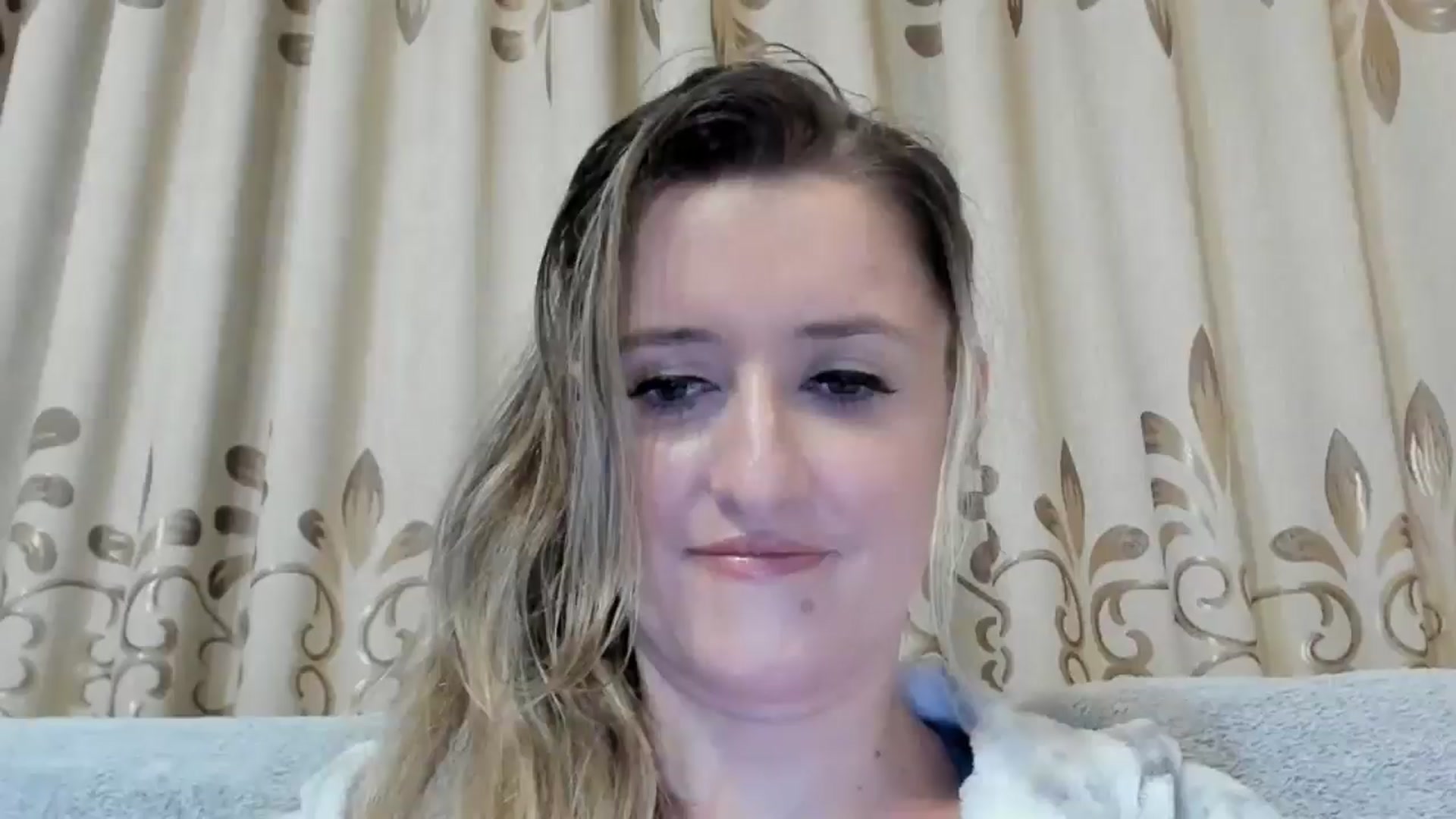 Gallery image thumbnail from BestDream's myfreecams stream on, 10/14/2024, 20:05 image 1 of 20