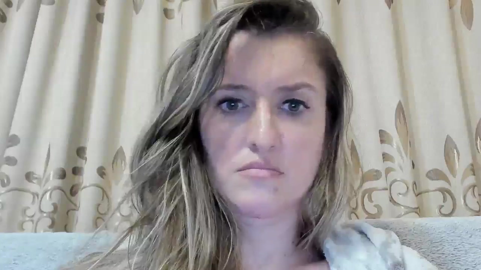 Gallery image thumbnail from BestDream's myfreecams stream on, 10/15/2024, 21:14 image 5 of 20