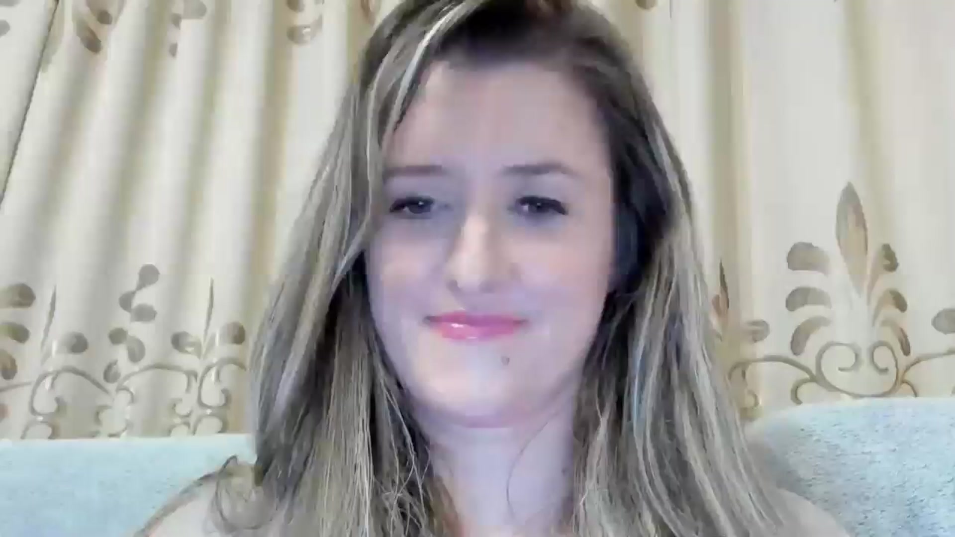 Gallery image thumbnail from BestDream's myfreecams stream on, 10/16/2024, 21:15 image 15 of 20