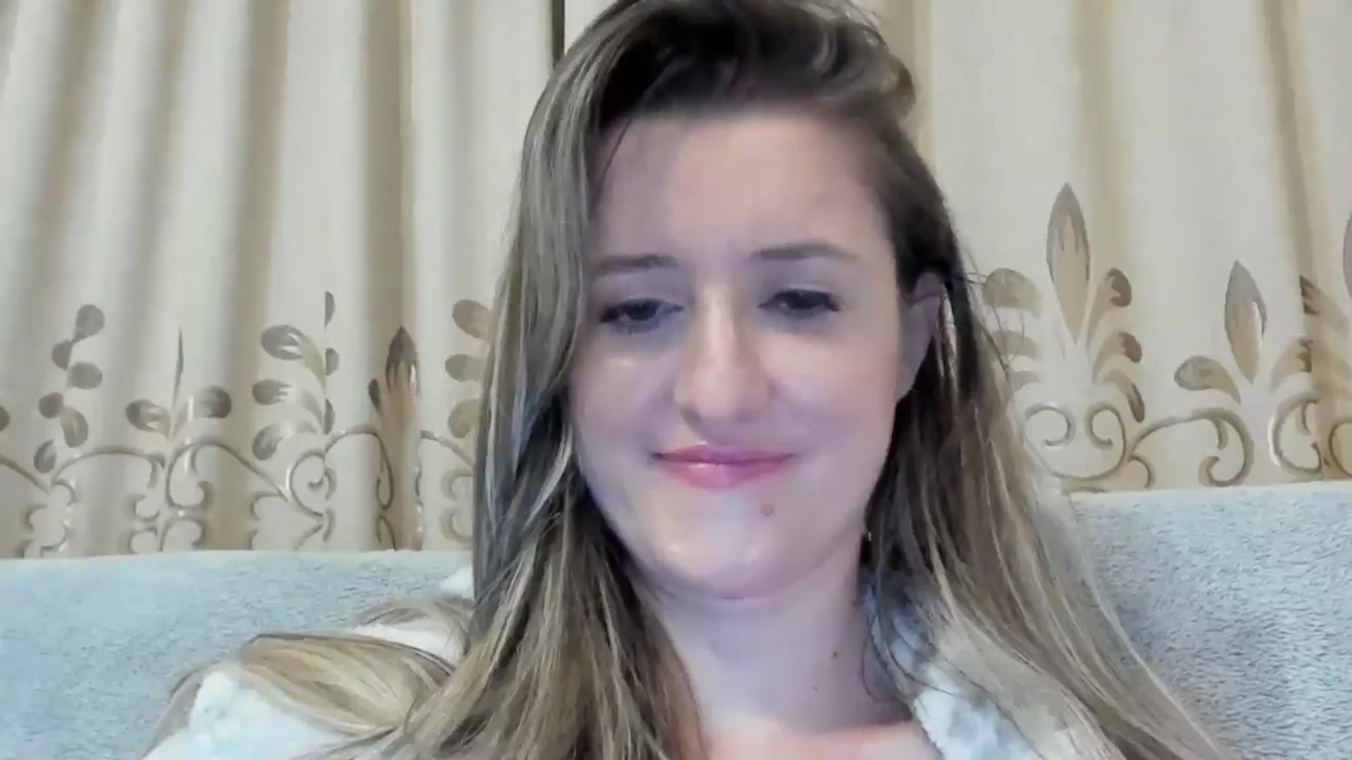 Gallery image thumbnail from BestDream's myfreecams stream on, 10/16/2024, 23:37 image 12 of 20
