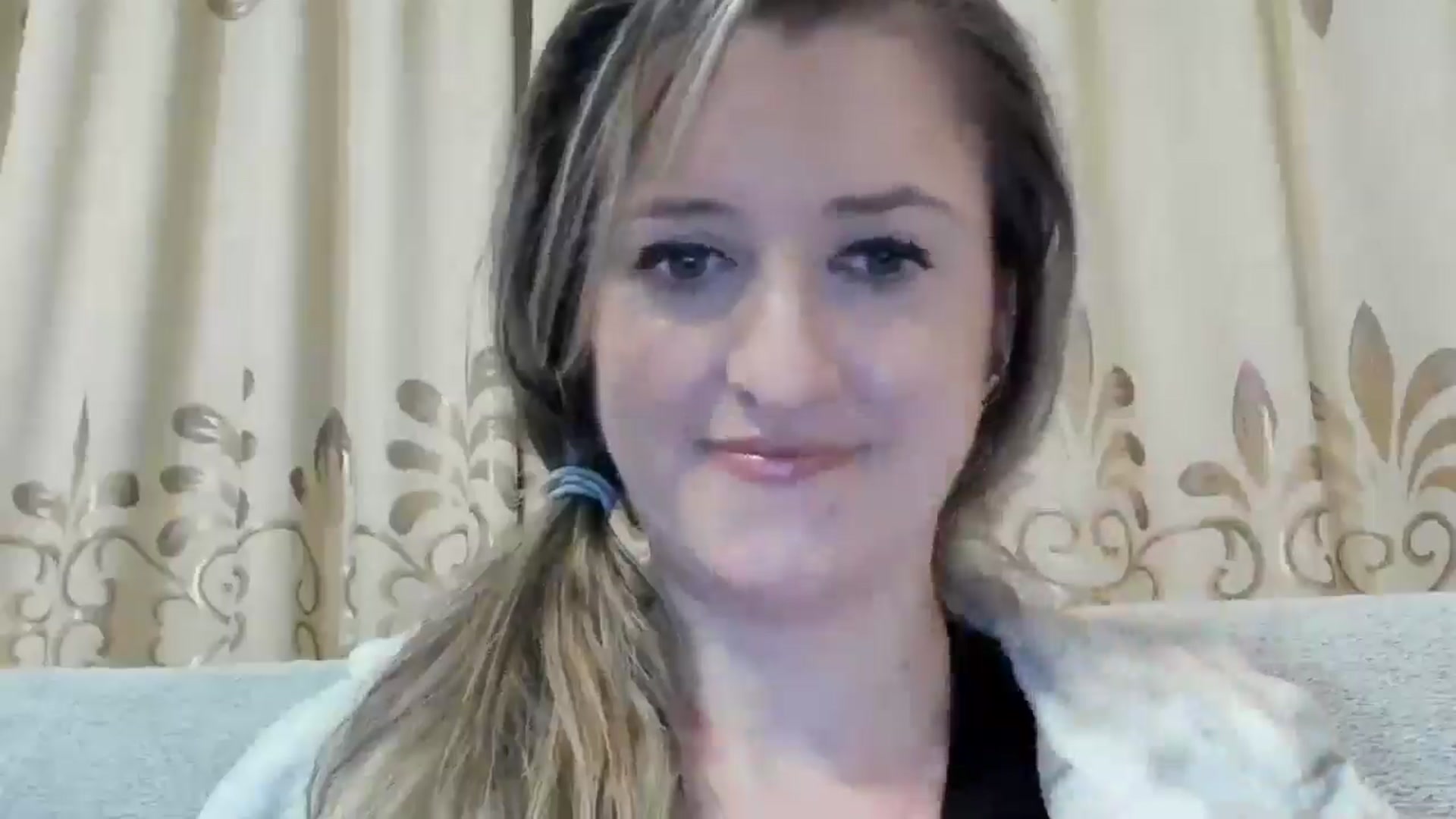 Gallery image thumbnail from BestDream's myfreecams stream on, 10/17/2024, 20:20 image 13 of 20