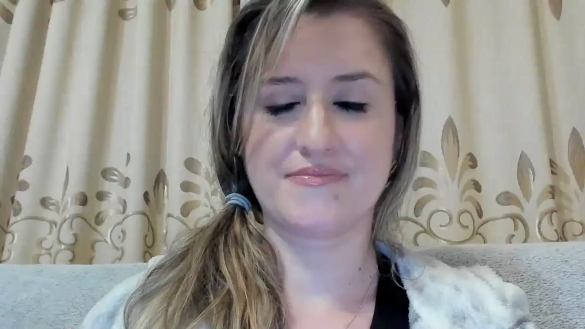 Gallery image thumbnail from BestDream's myfreecams stream on, 10/17/2024, 20:20 image 19 of 20