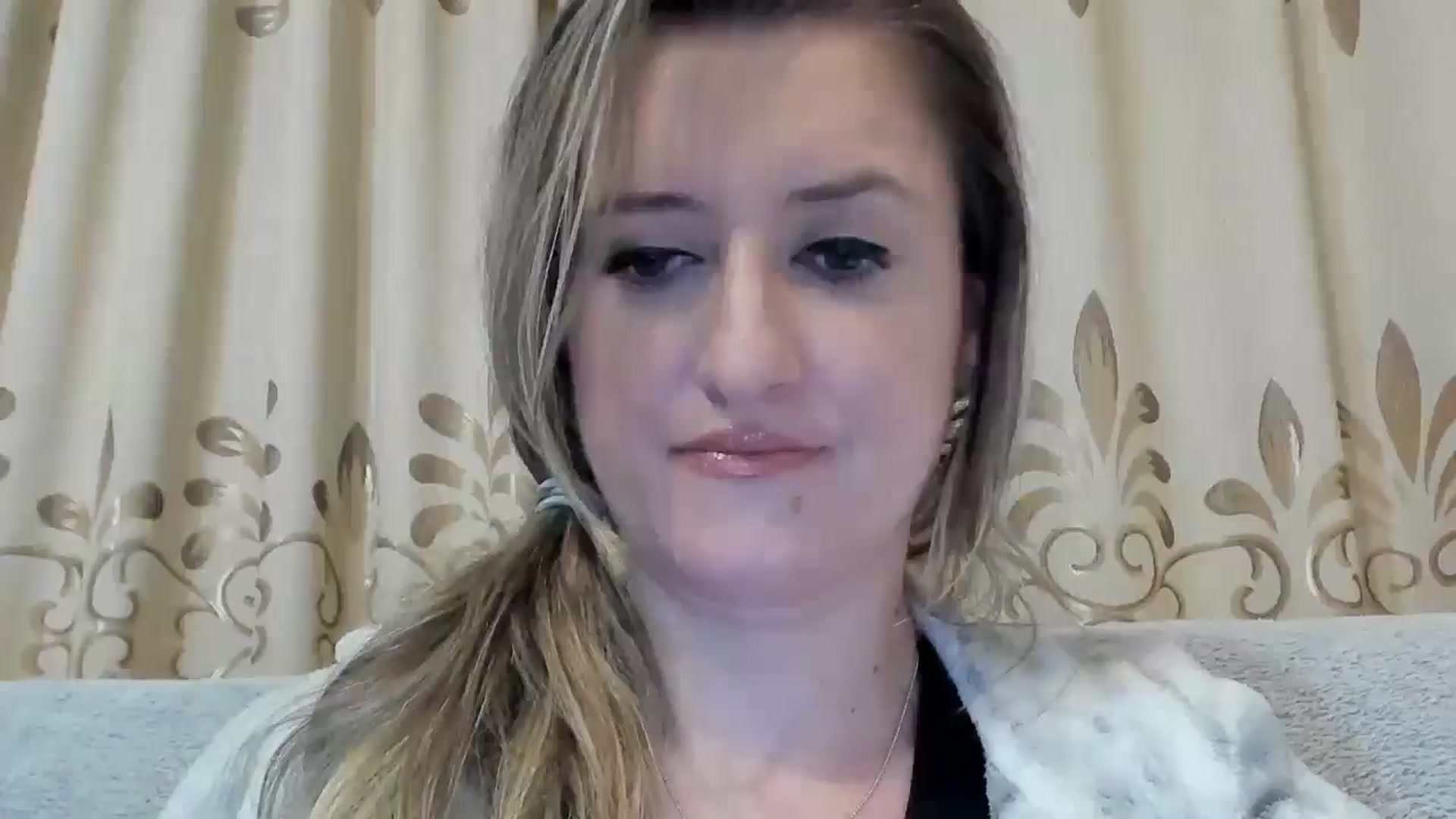 Gallery image thumbnail from BestDream's myfreecams stream on, 10/17/2024, 20:20 image 5 of 20
