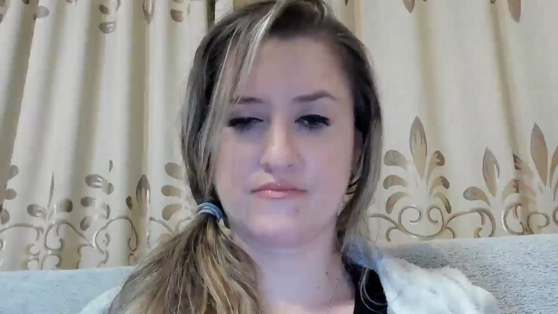 Gallery image thumbnail from BestDream's myfreecams stream on, 10/17/2024, 20:48 image 16 of 20