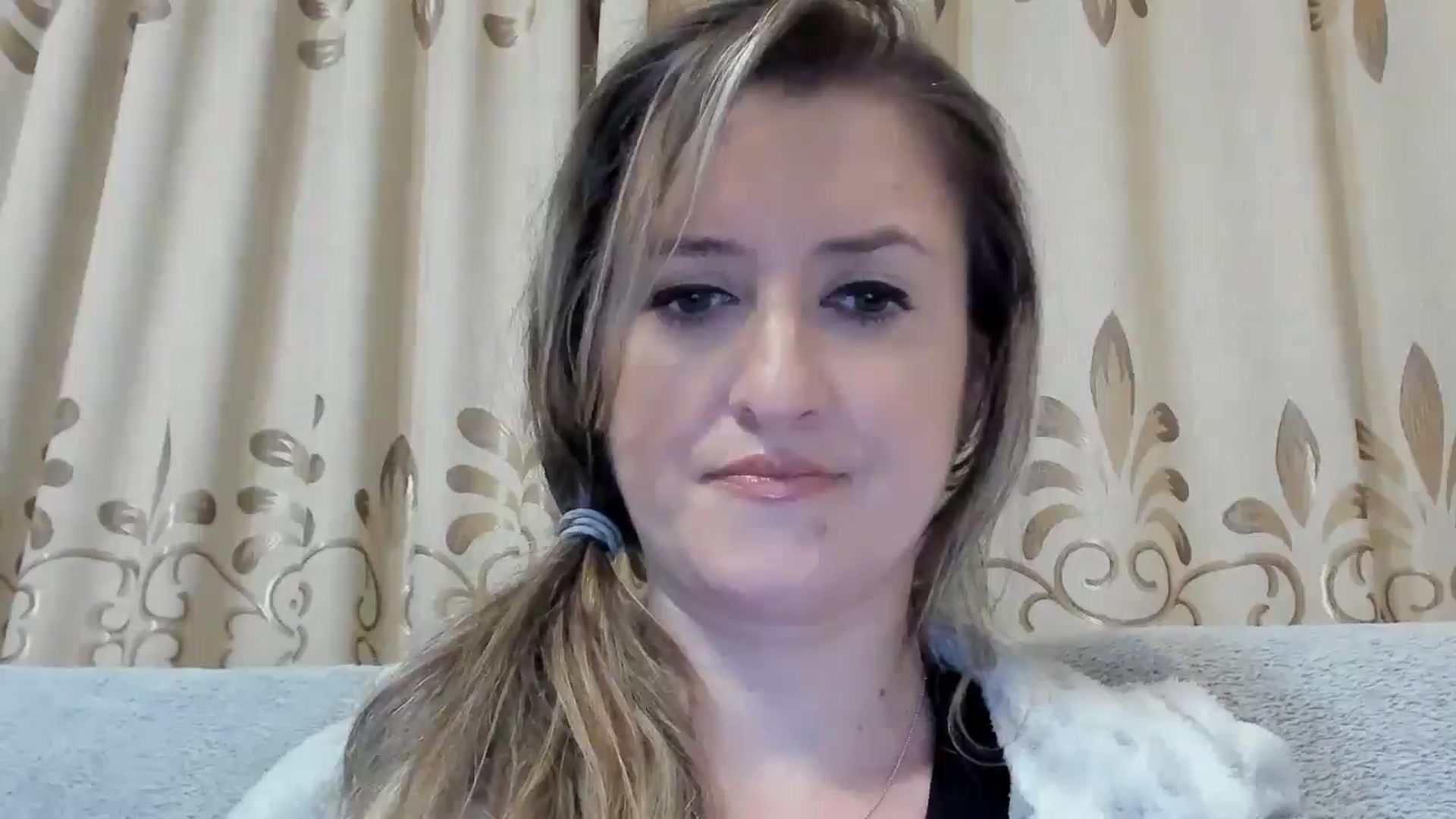 Gallery image thumbnail from BestDream's myfreecams stream on, 10/17/2024, 20:48 image 6 of 20