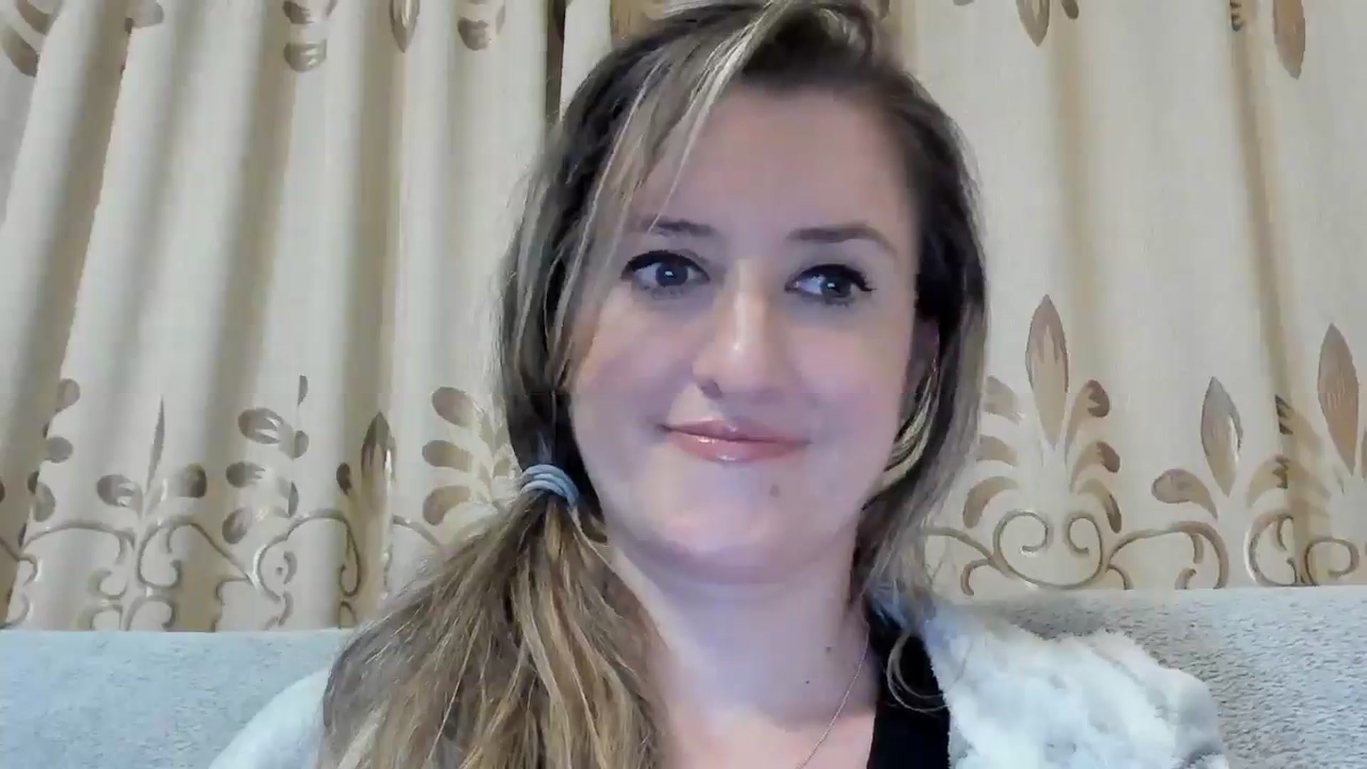 Gallery image thumbnail from BestDream's myfreecams stream on, 10/17/2024, 20:48 image 3 of 20
